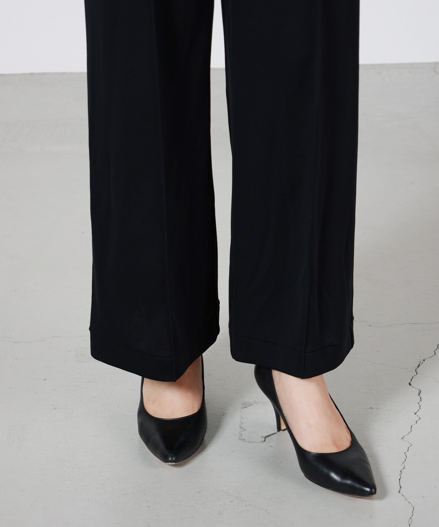 TOGA PULLA(トーガプルラ)】 ROLL SLEEVE JUMPSUITS｜PARIGOT ONLINE
