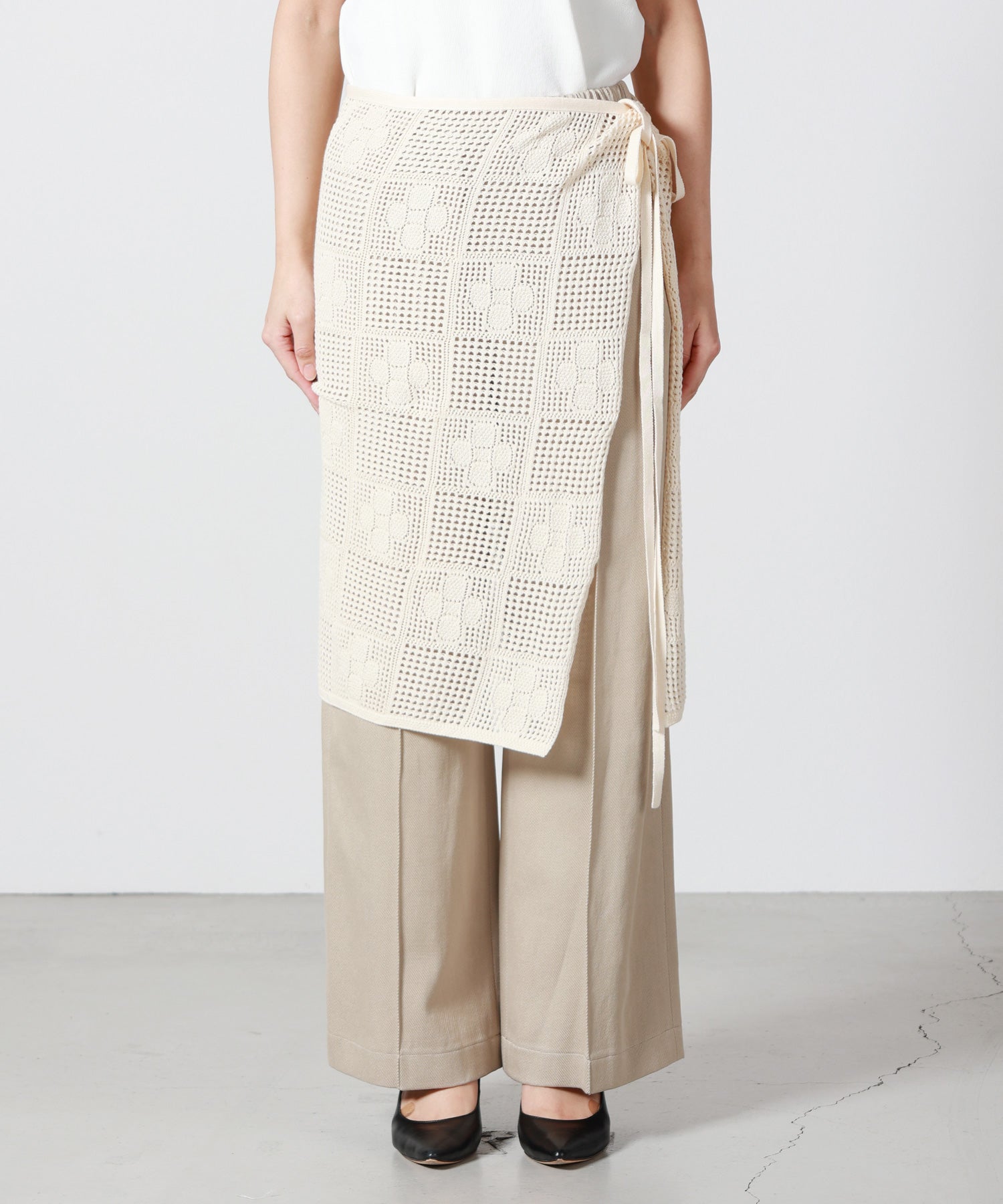 スカート pheeny Cotton Lace Stitch Apron PHEENY(フィーニー)】 Cotton Lace Stitch Apron｜PARIGOT ONLINE