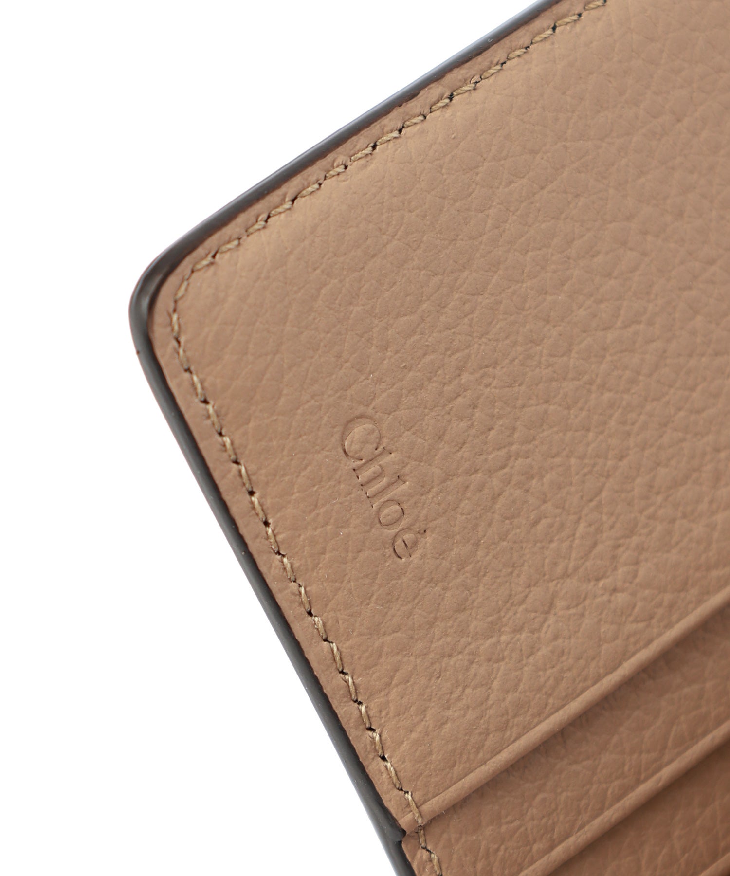 Chloe(クロエ)】 グレインレザー製ALPHABETスモールトリフォールド