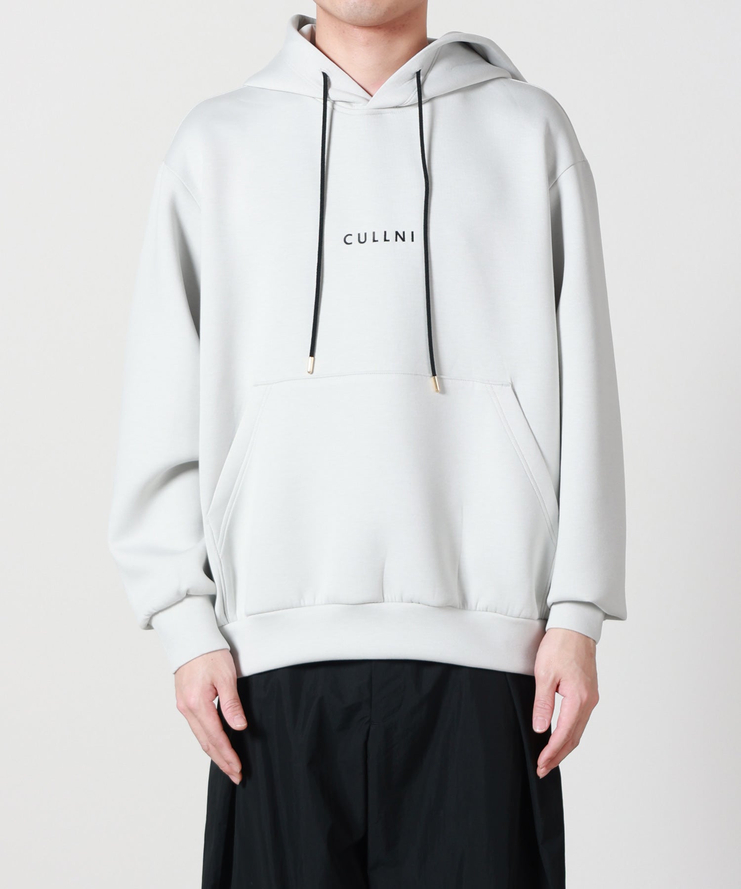 CULLNI(クルニ)】 CULLNI Logo Embroidery Hoodie｜PARIGOT ONLINE