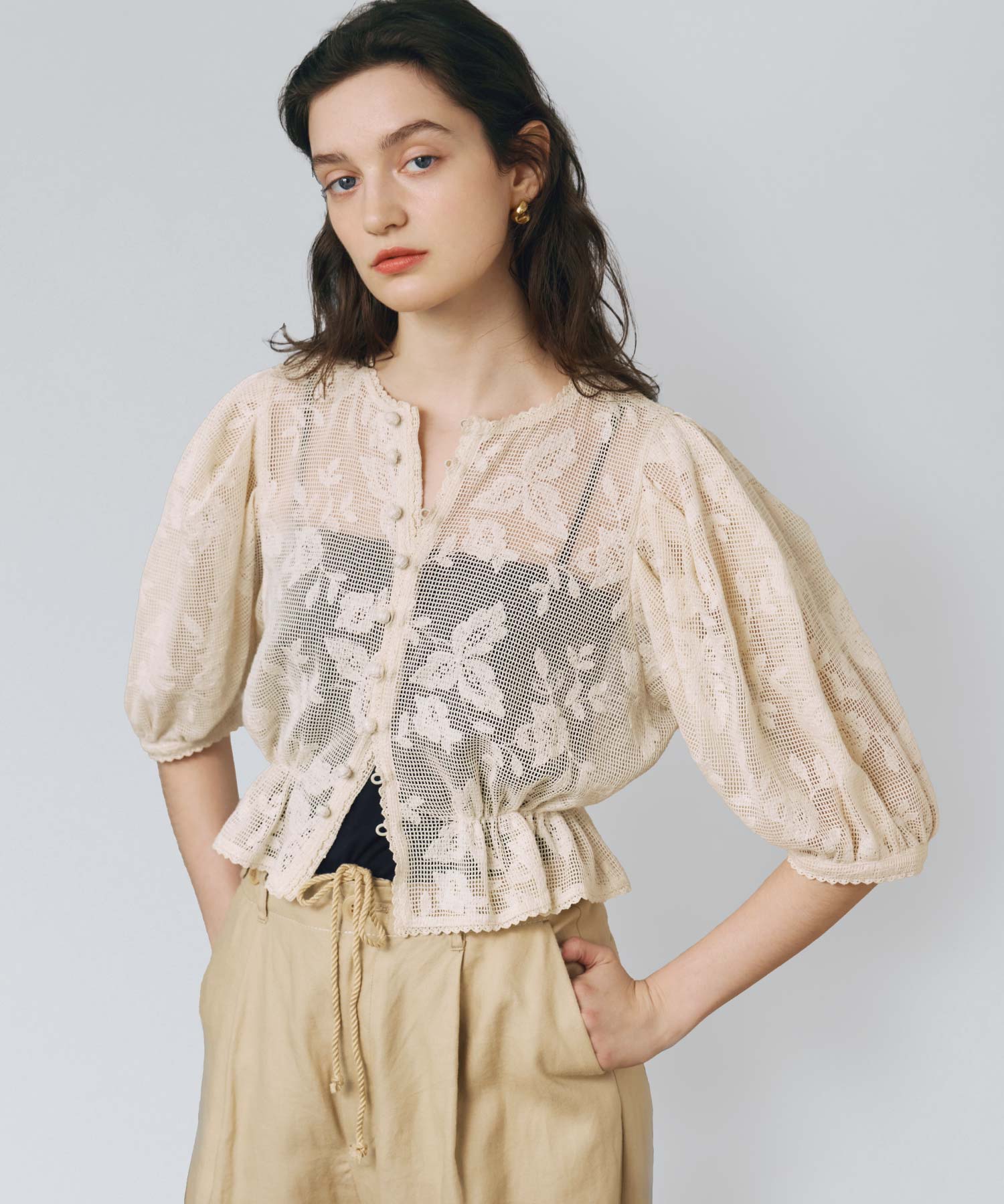 VIVIANO(ヴィヴィアーノ)】 Embroidered Lace Puff｜PARIGOT ONLINE
