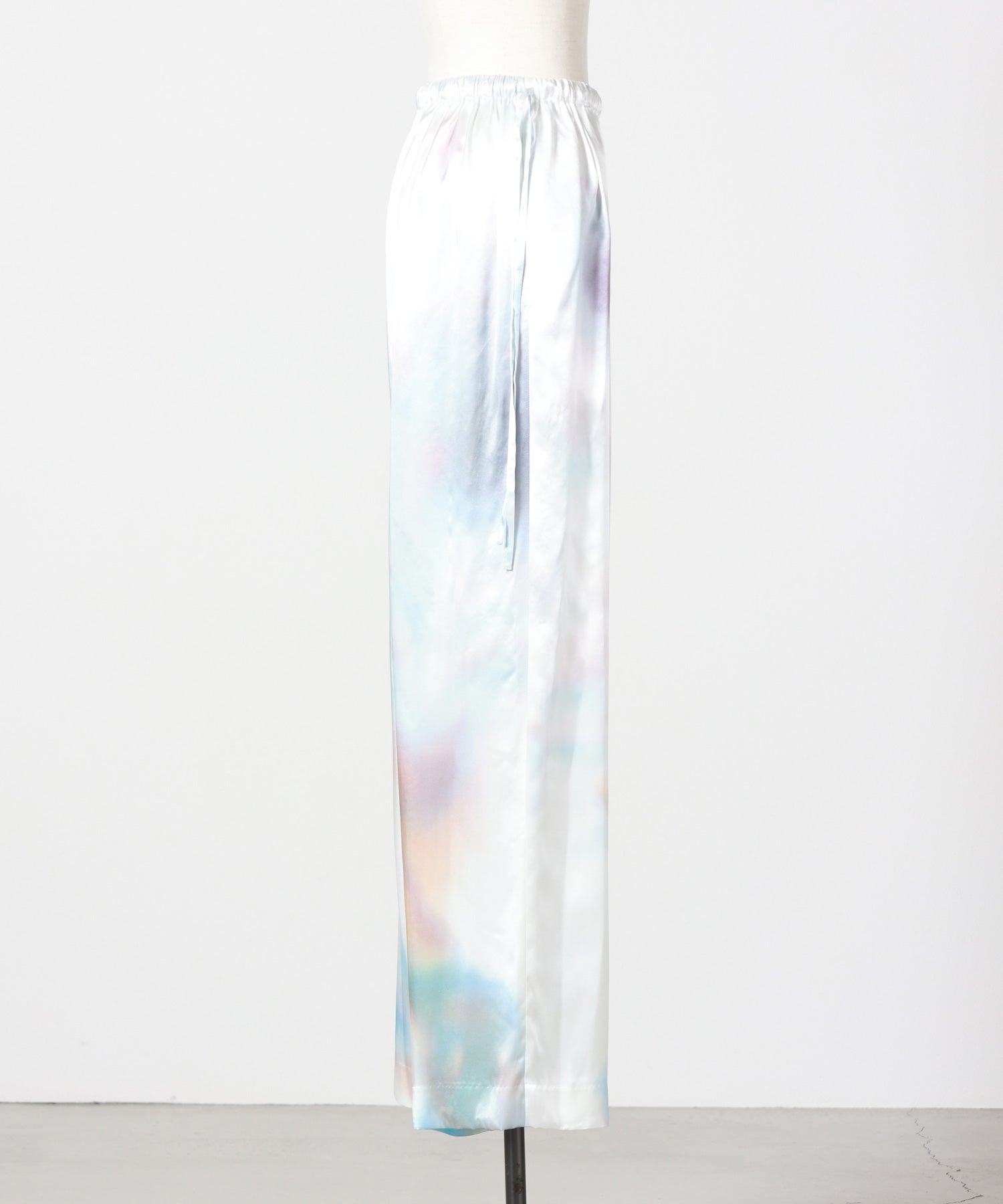 ENFOLD(エンフォルド)】 DRAWSTRING WIDE-PANTS｜PARIGOT ONLINE