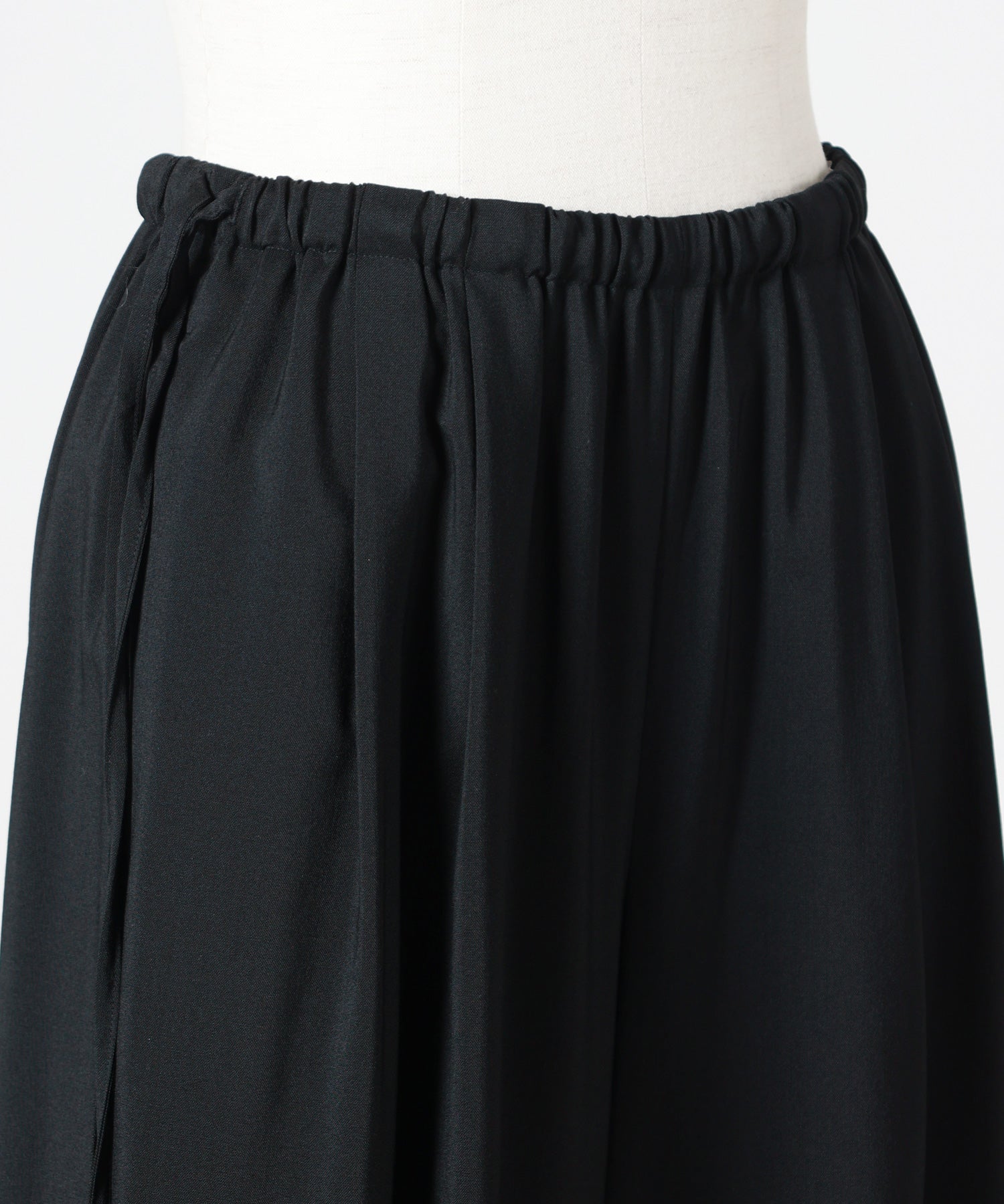 ENFOLD(エンフォルド)】 DRAWSTRING WIDE-PANTS｜PARIGOT ONLINE