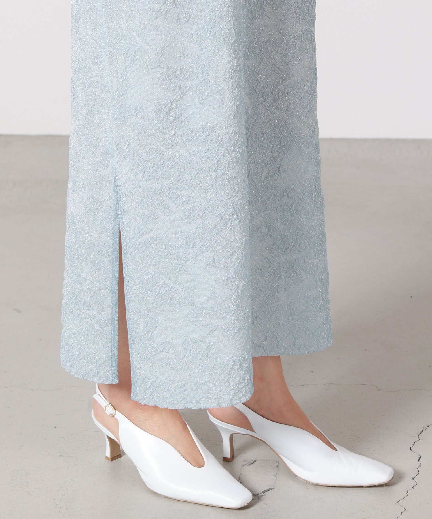 Mame Kurogouchi(マメ クロゴウチ)】 Floral Jacquard Sheer Knit