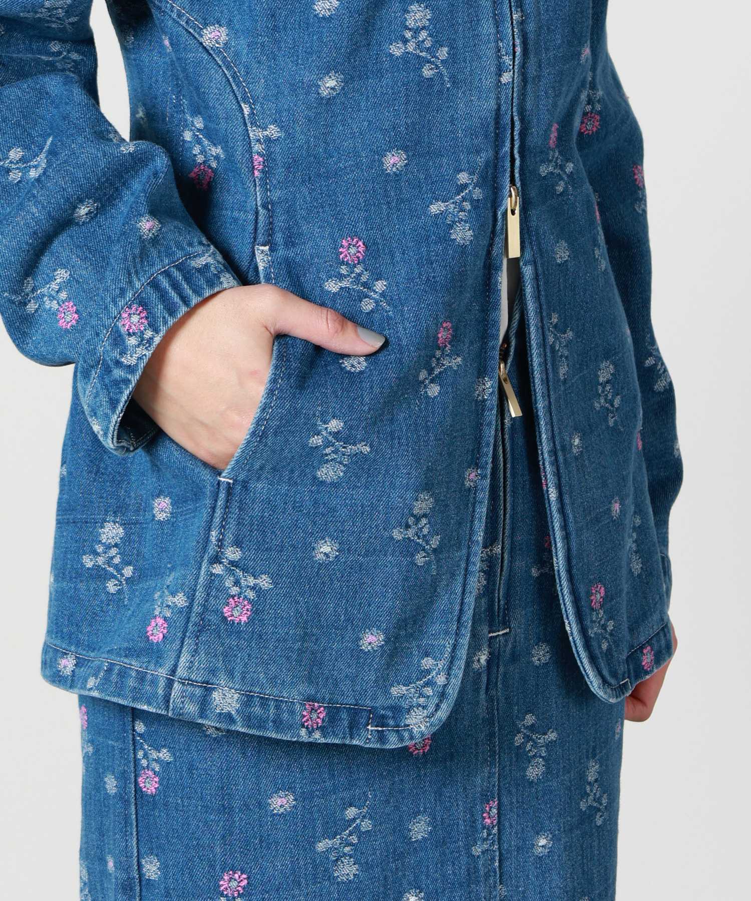 Mame Kurogouchi(マメ クロゴウチ)】 Floral Jacquard Denim Jacket