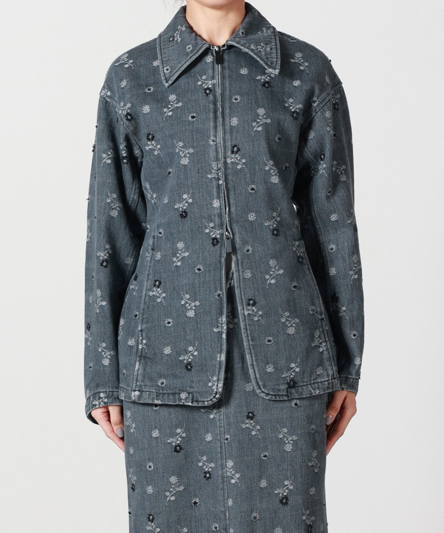 Mame Kurogouchi(マメ クロゴウチ)】 Floral Jacquard Denim Jacket