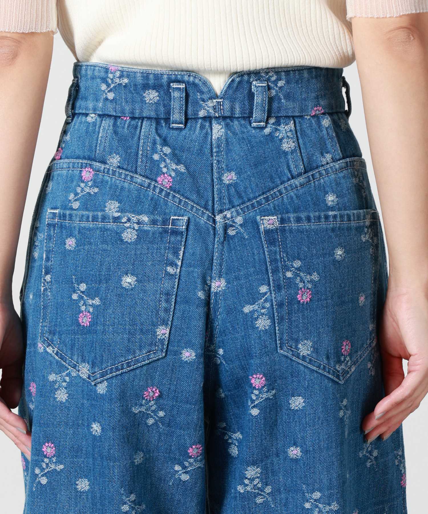 Mame Kurogouchi(マメ クロゴウチ)】 Floral Jacquard High Waisted
