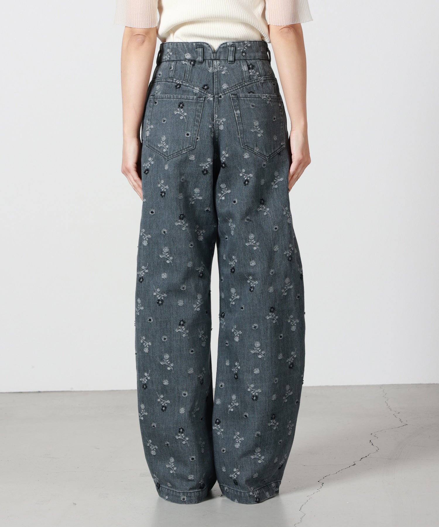 Mame Kurogouchi(マメ クロゴウチ)】 Floral Jacquard High Waisted
