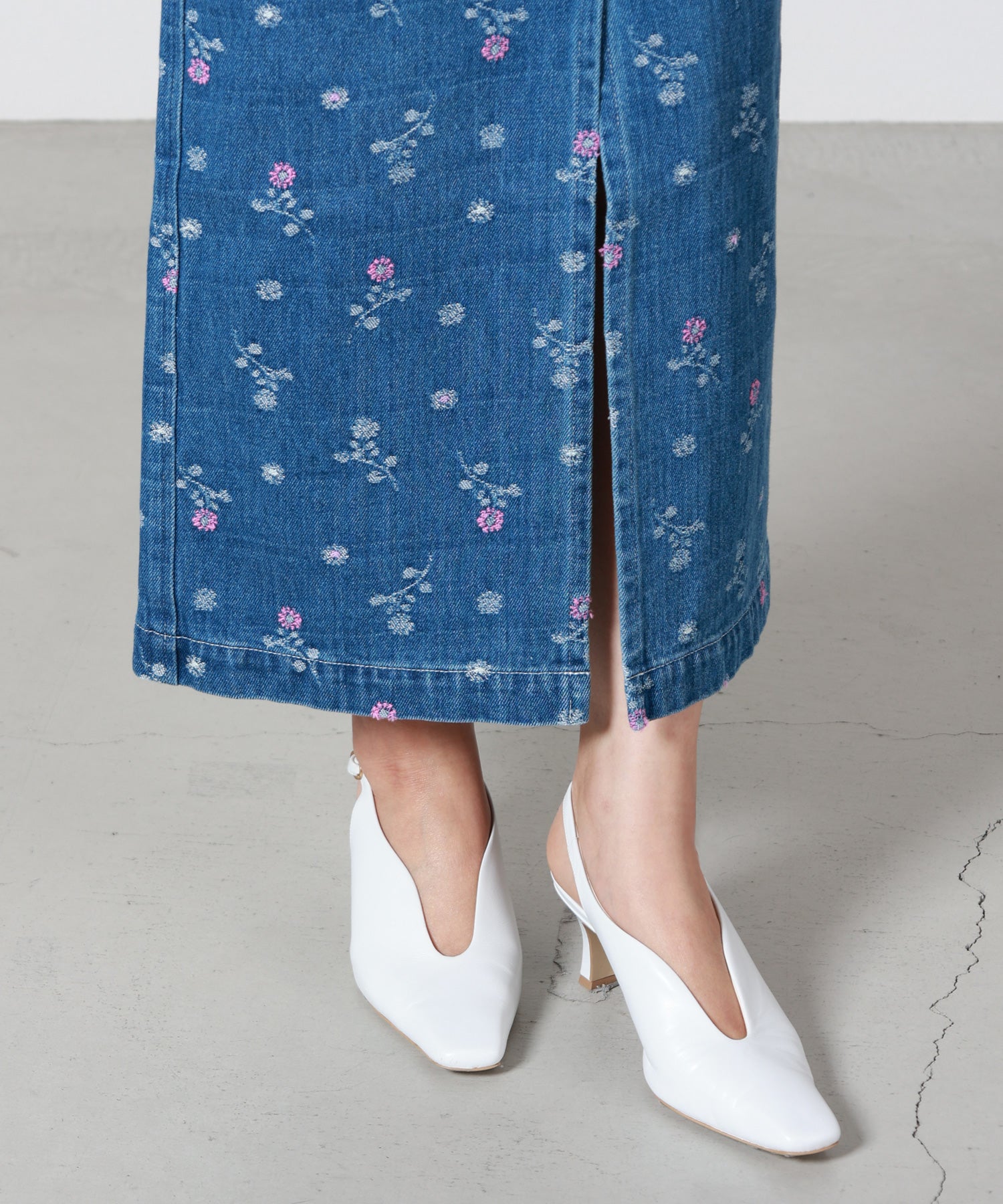 Mame Kurogouchi(マメ クロゴウチ)】 Floral Jacquard High Waisted