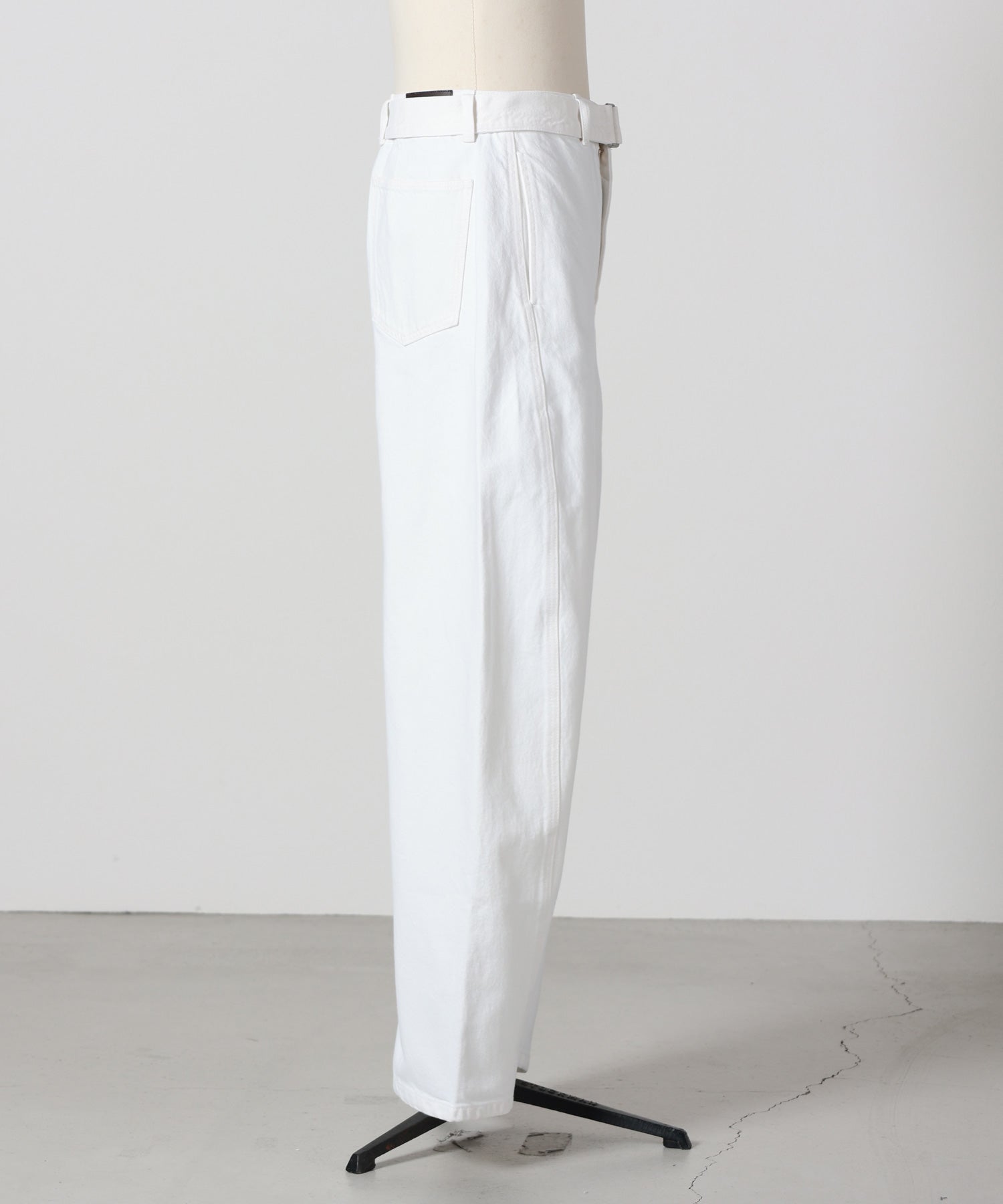 LEMAIRE(ルメール)】 TWISTED BELTED PANTS｜PARIGOT ONLINE（パリゴ