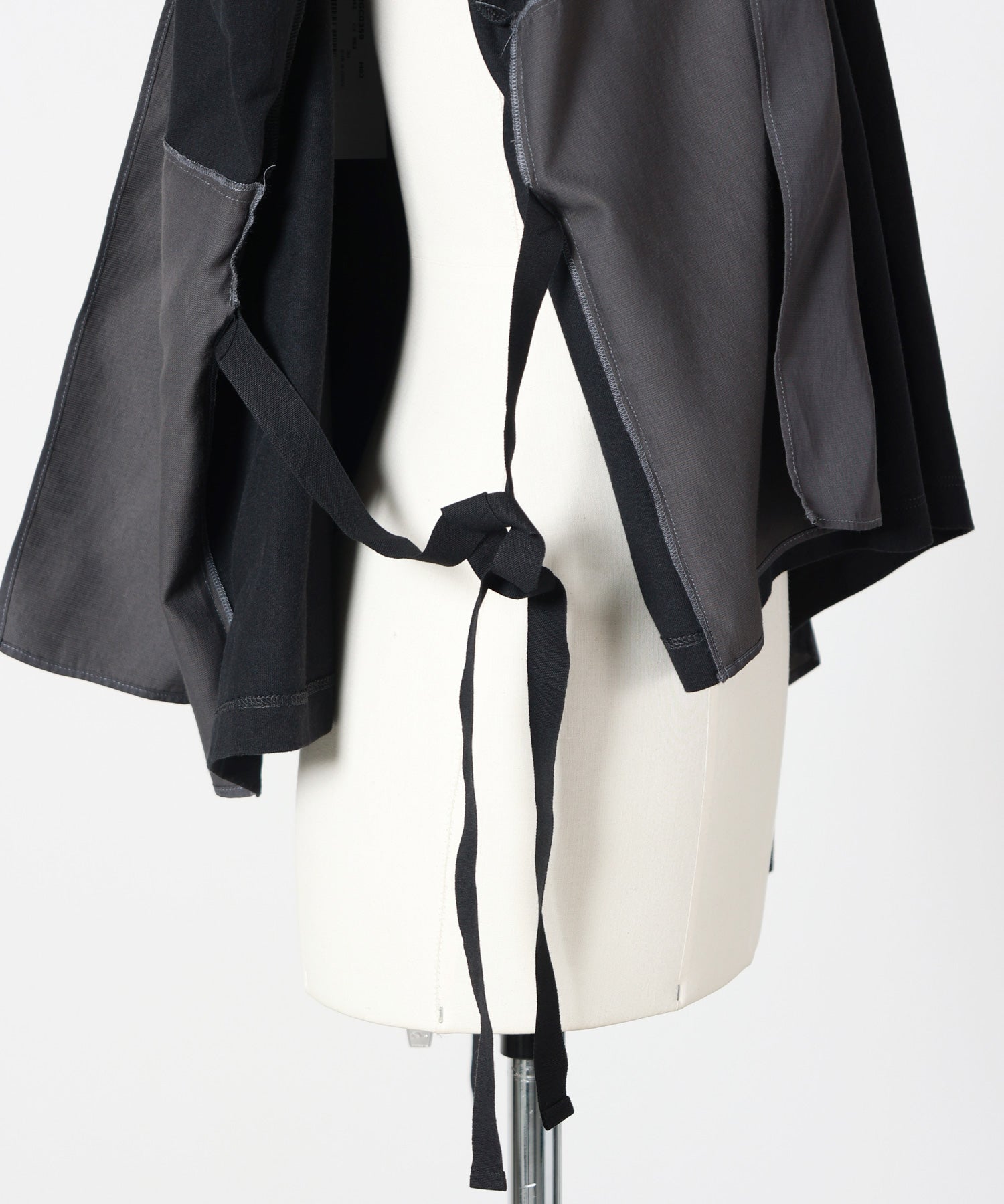 MM6 Maison Margiela(エムエムシックス メゾン マルジェラ)】 ラウンド