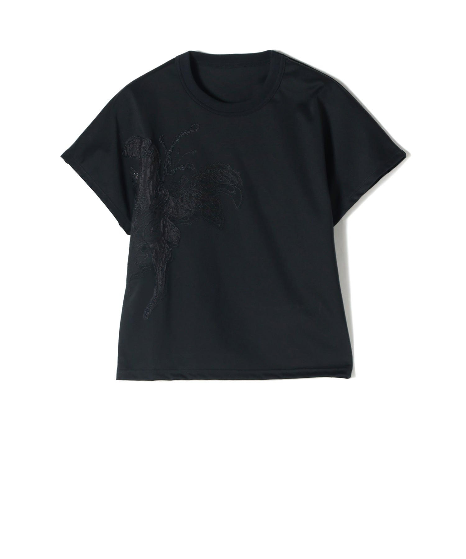MURRAL(ミューラル)】 Flutter patchwork embroidered tops｜PARIGOT