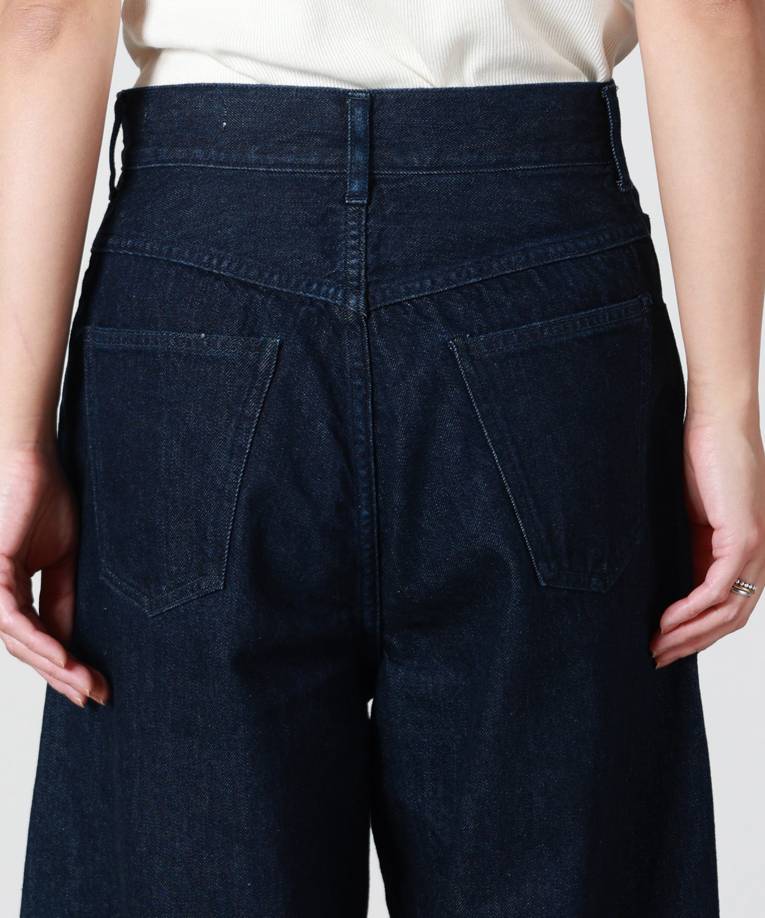 MURRAL(ミューラル)】 Nerine embroidered denim slacks｜PARIGOT