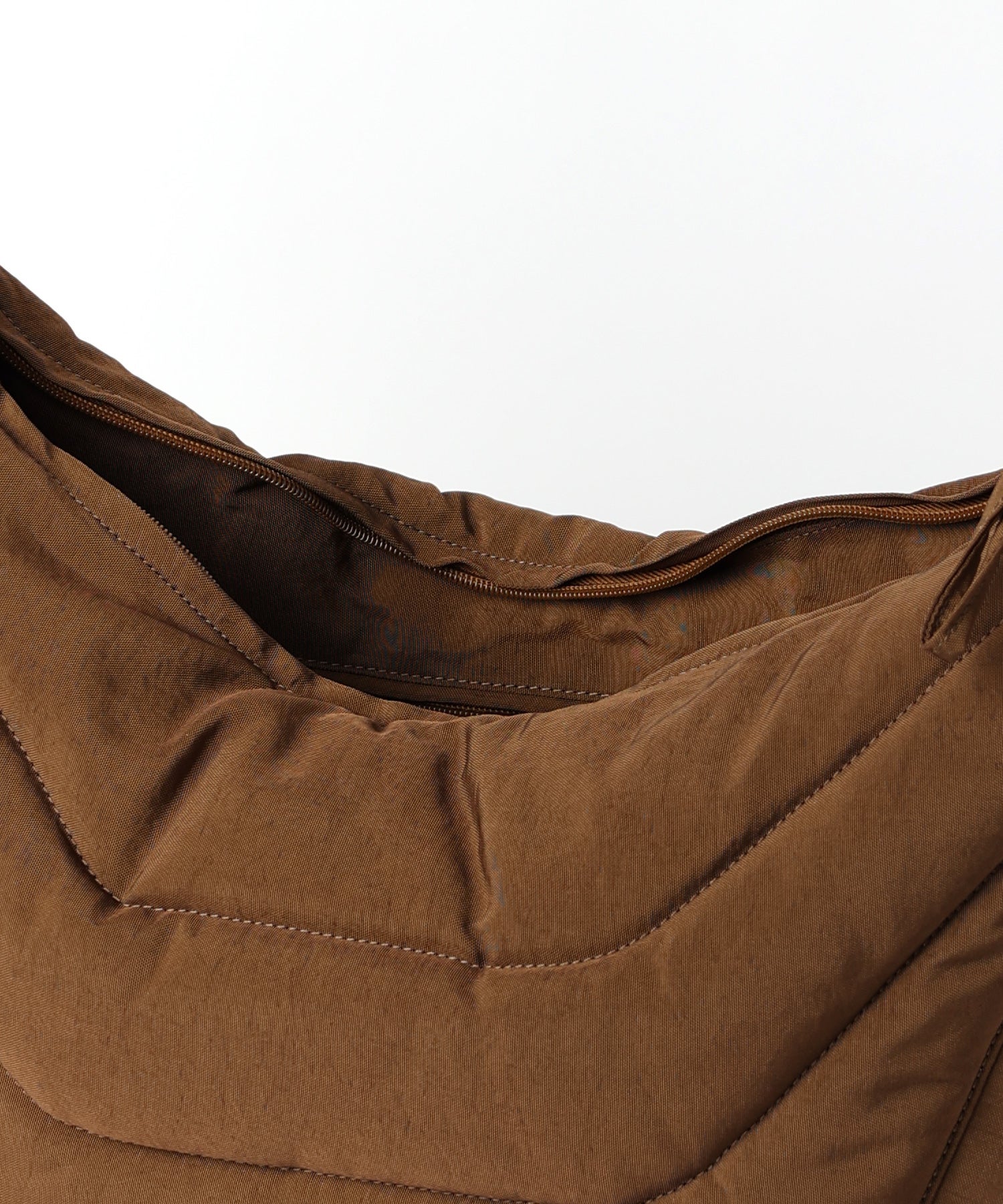LEMAIRE(ルメール)】 MEDIUM SOFT GAME BAG IN NYLON CANVAS｜PARIGOT