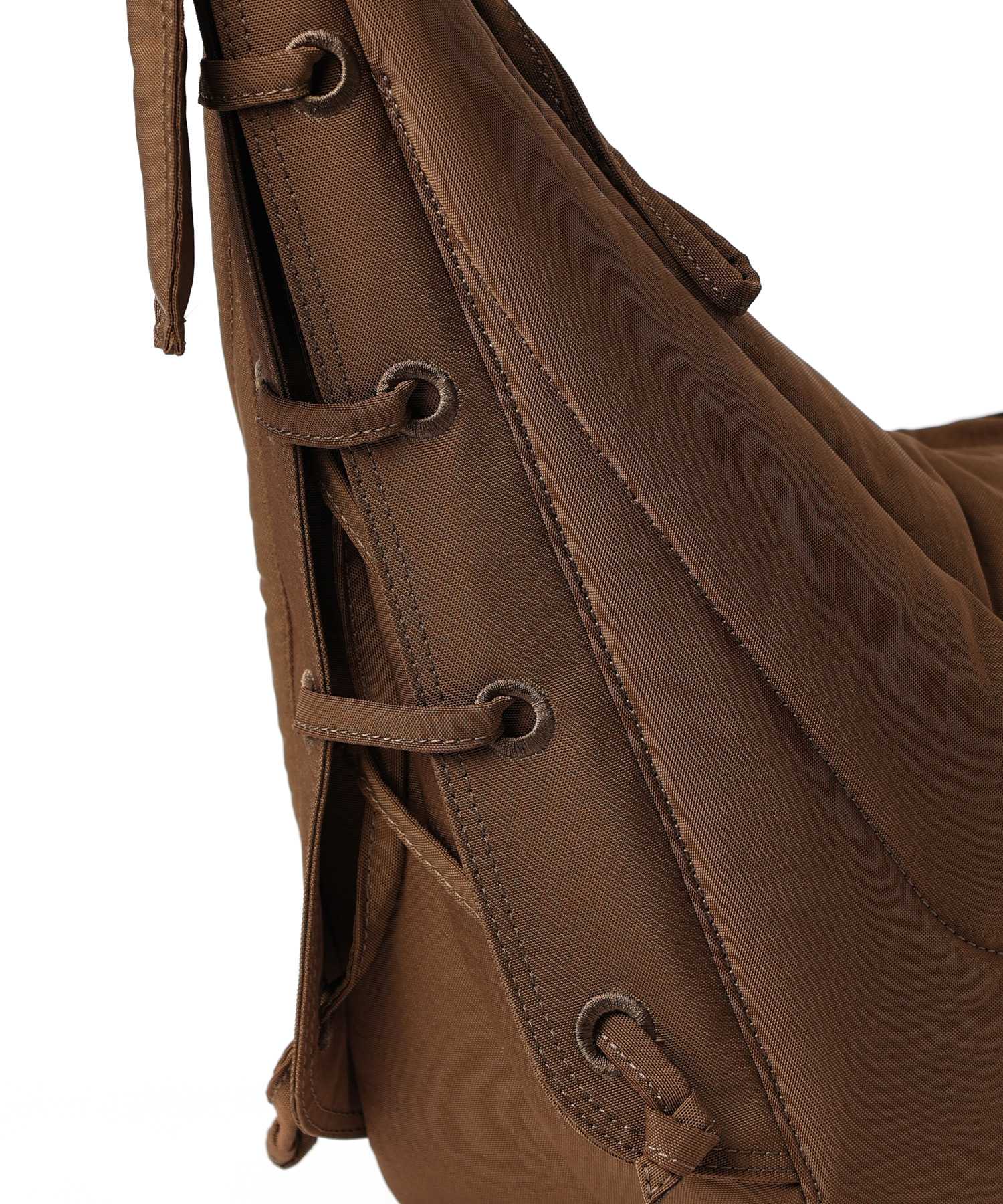 LEMAIRE(ルメール)】 MEDIUM SOFT GAME BAG IN NYLON CANVAS｜PARIGOT