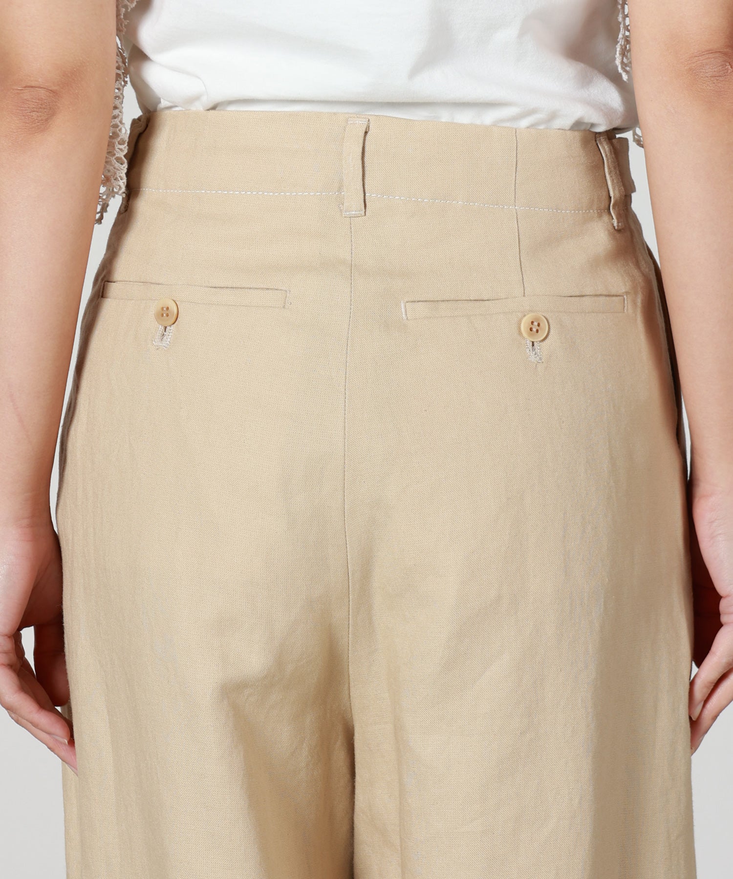 muller of yoshiokubo(ミュラーオブヨシオクボ)】 TUCK STITCHED PANTS