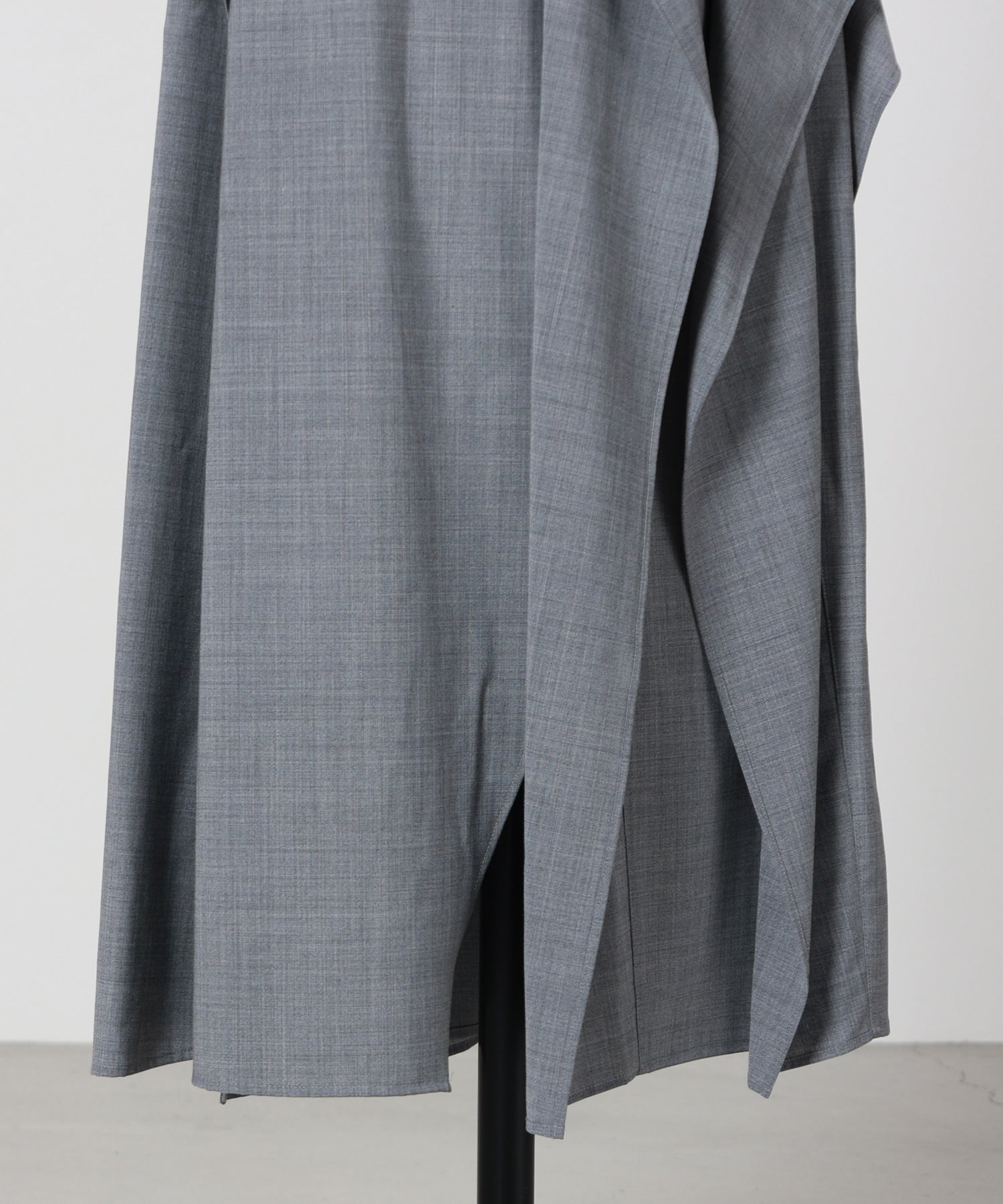 ENFOLD(エンフォルド)】 SQUARE DRAPE MAXI-SKIRT｜PARIGOT ONLINE