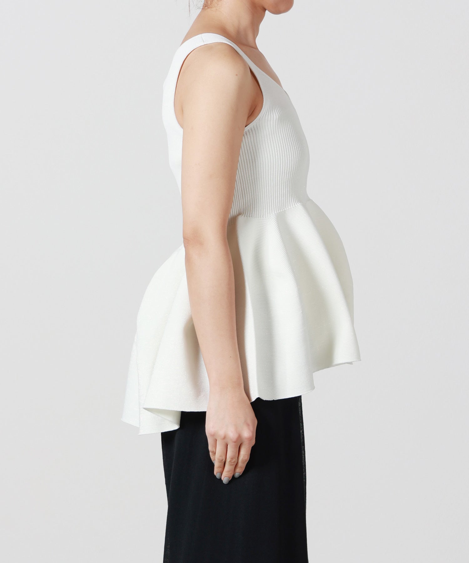 CFCL(シーエフシーエル)】 POTTERY GLITTER SLEEVELESS TOP｜PARIGOT