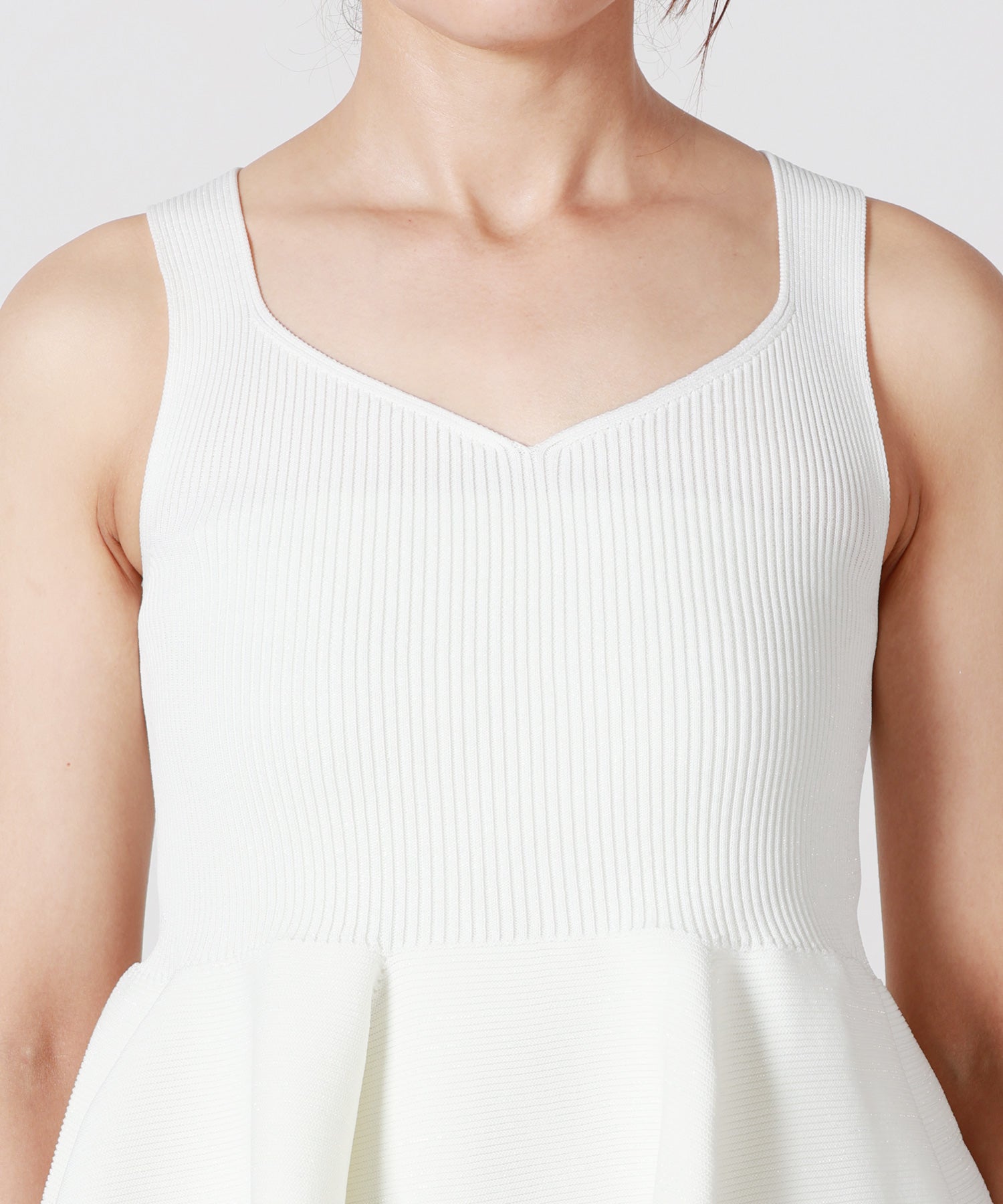 CFCL(シーエフシーエル)】 POTTERY GLITTER SLEEVELESS TOP｜PARIGOT