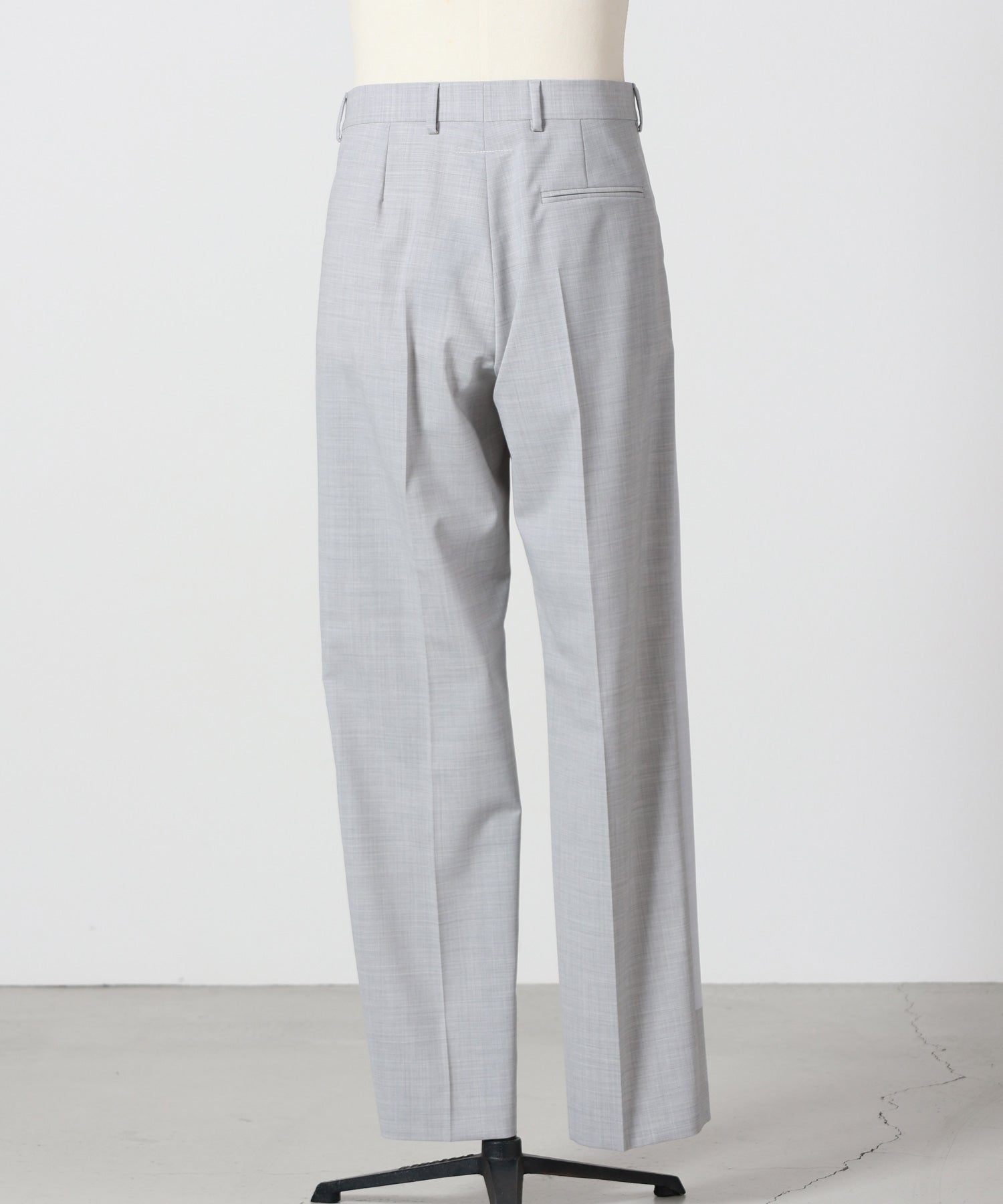 MM6 Maison Margiela(エムエムシックス メゾン マルジェラ)】 カラー