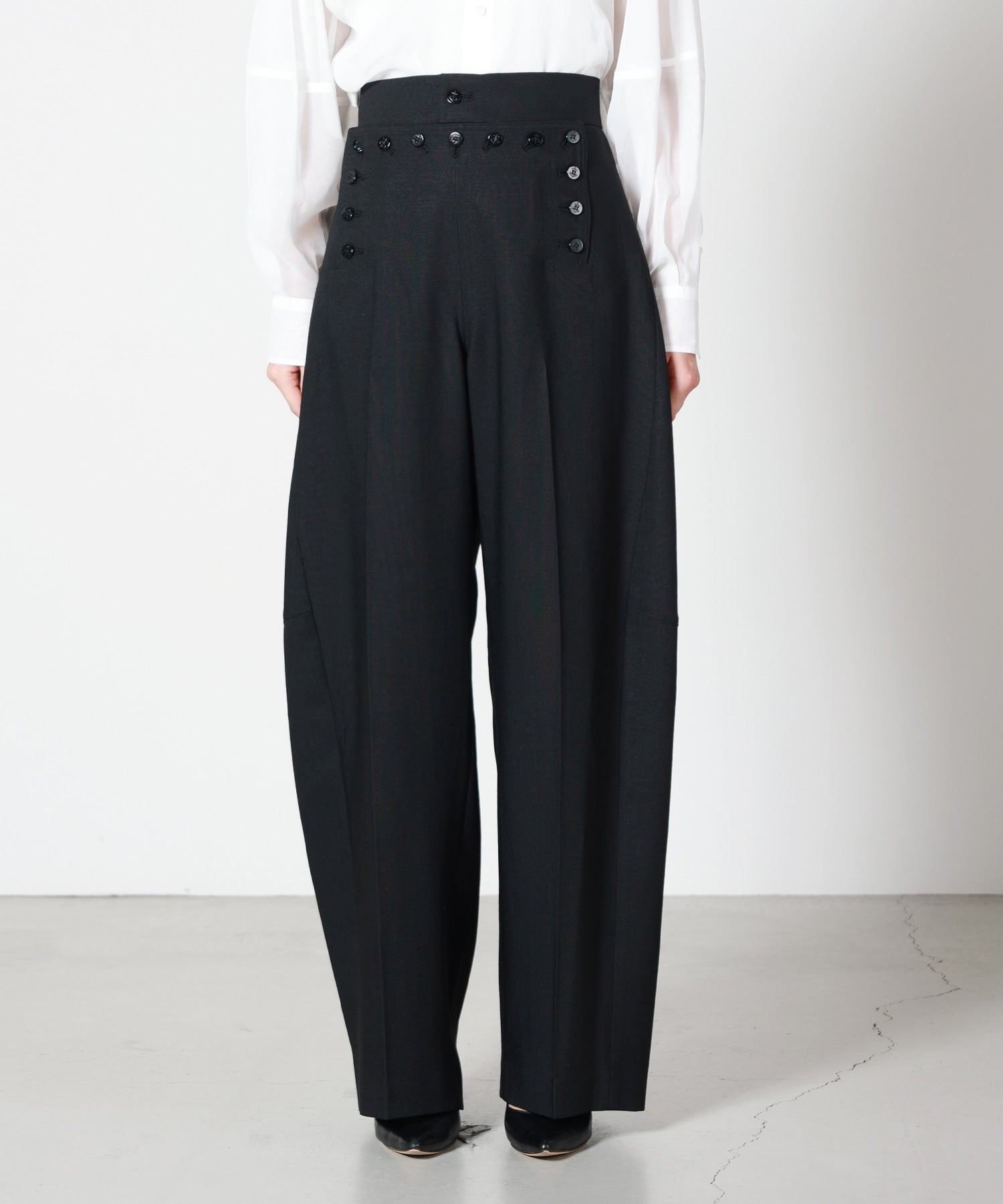 HYKE(ハイク)】 SAILOR BARREL LEG PANTS｜PARIGOT ONLINE（パリゴ