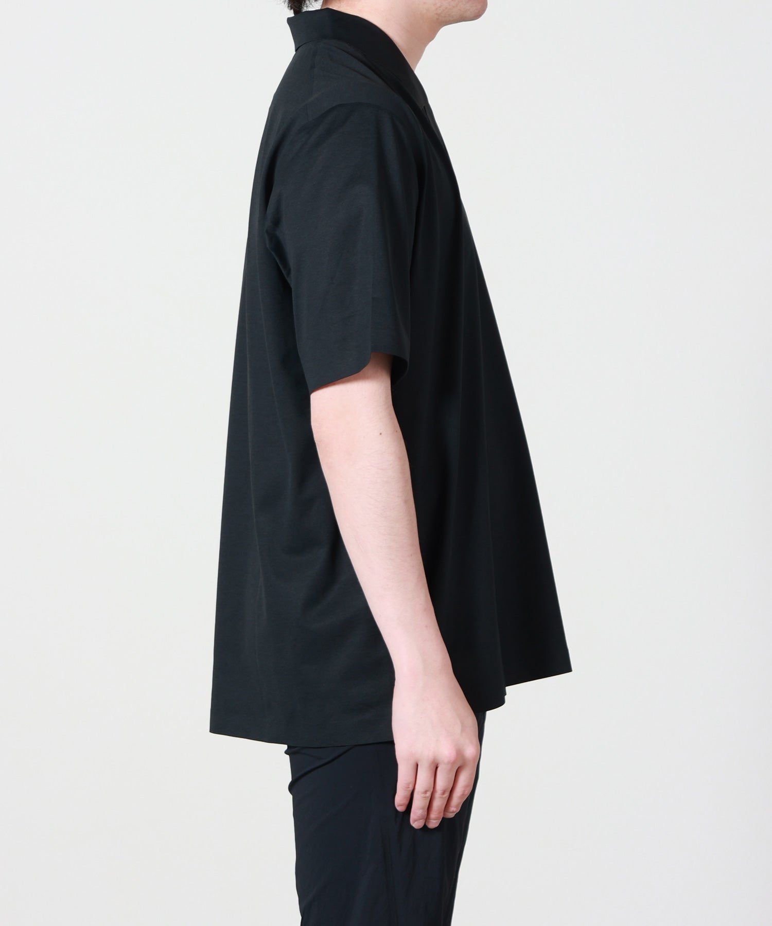 ARC'TERYX VEILANCE(アークテリクス ヴェイランス)】 Metron SS Polo
