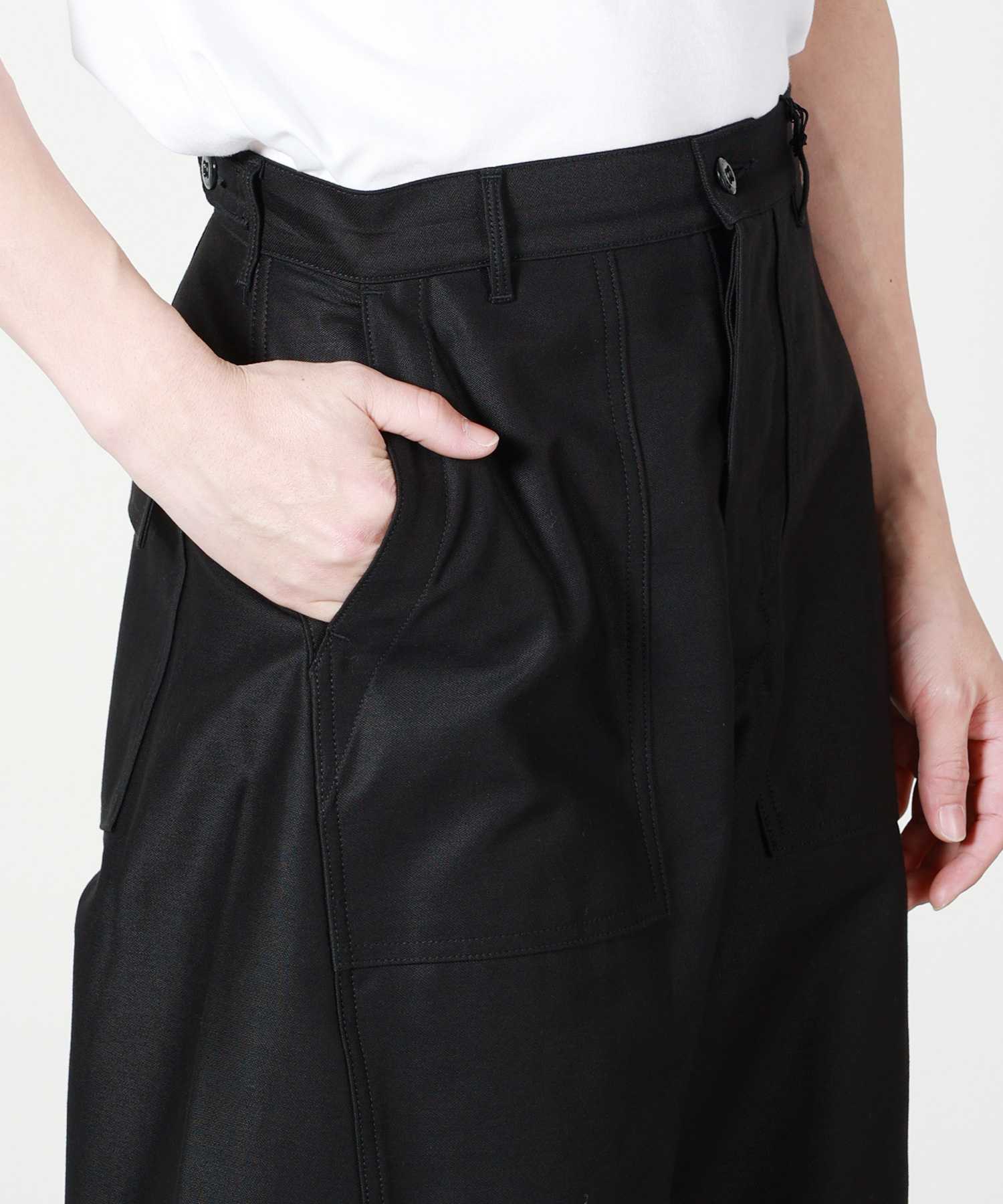 HYKE(ハイク)】 ≪Genderless≫BACK SATIN BARREL-LEG PANTS｜PARIGOT