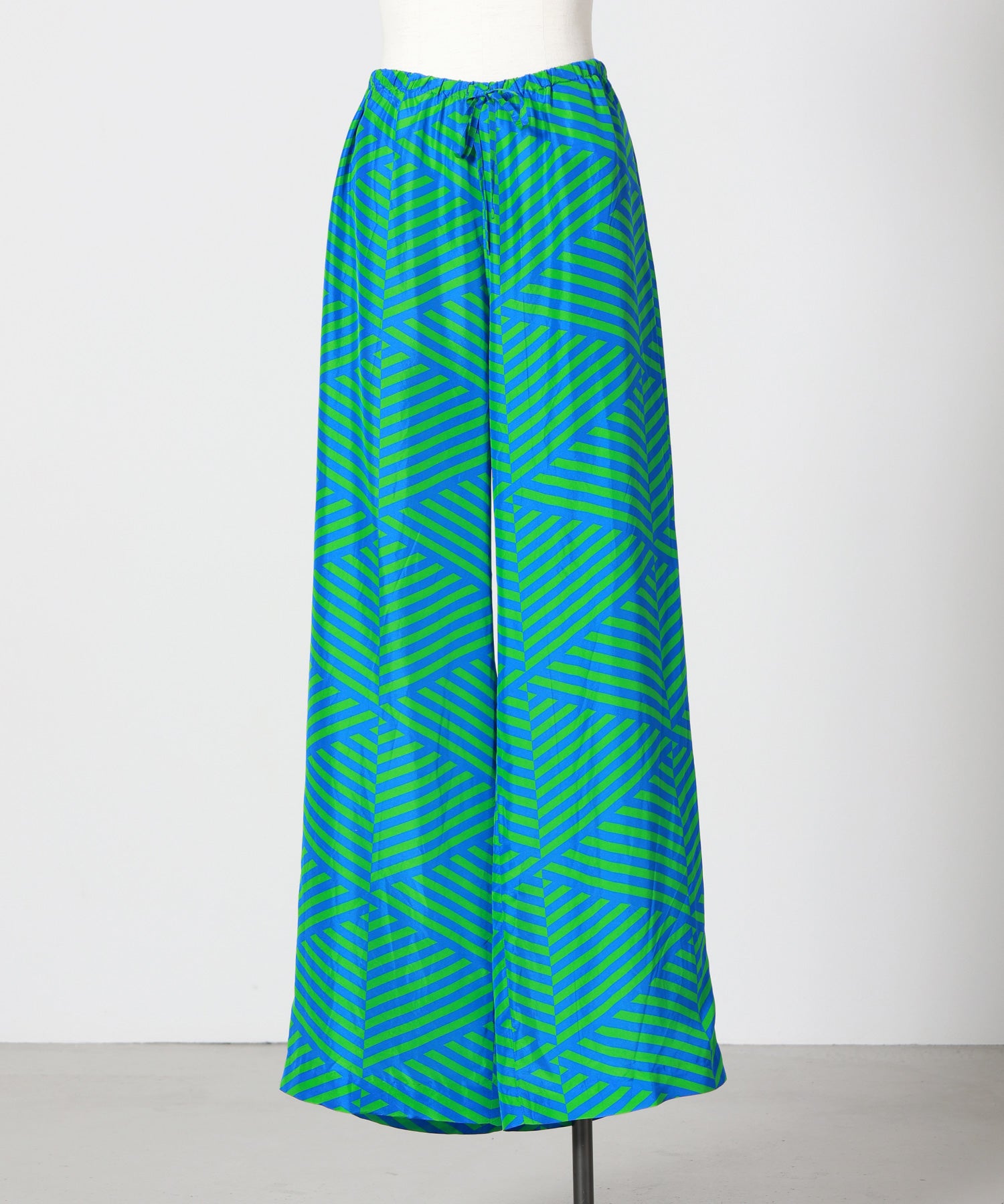 DRIES VAN NOTEN(ドリス ヴァン ノッテン)公式通販｜PARIGOT ONLINE