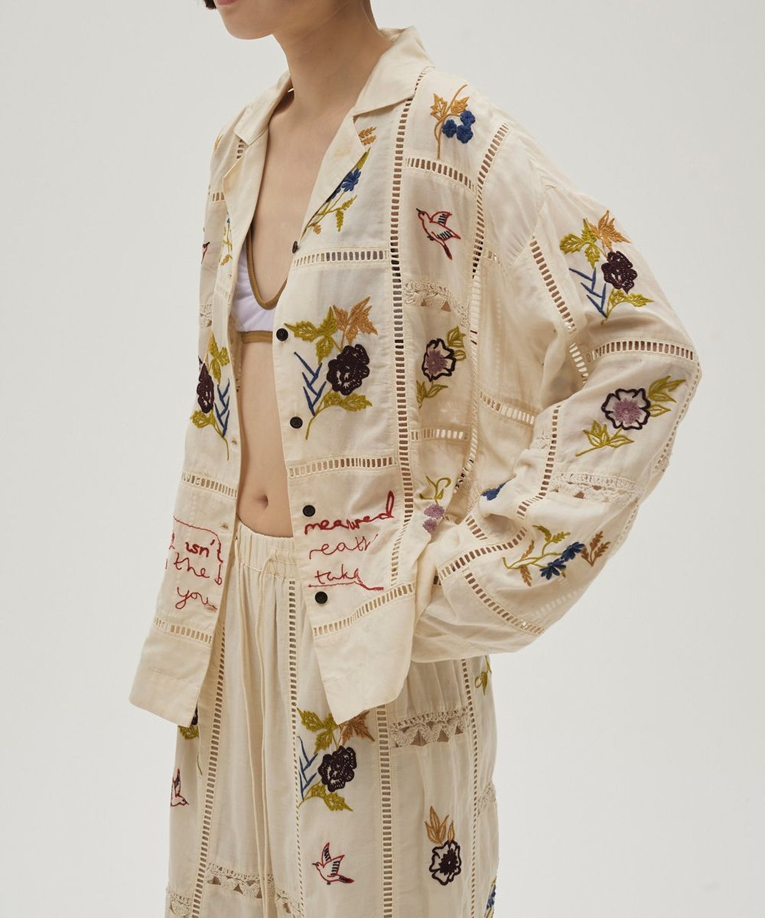 TODAYFUL(トゥデイフル)】 Embroidery Patchwork Shirts｜PARIGOT