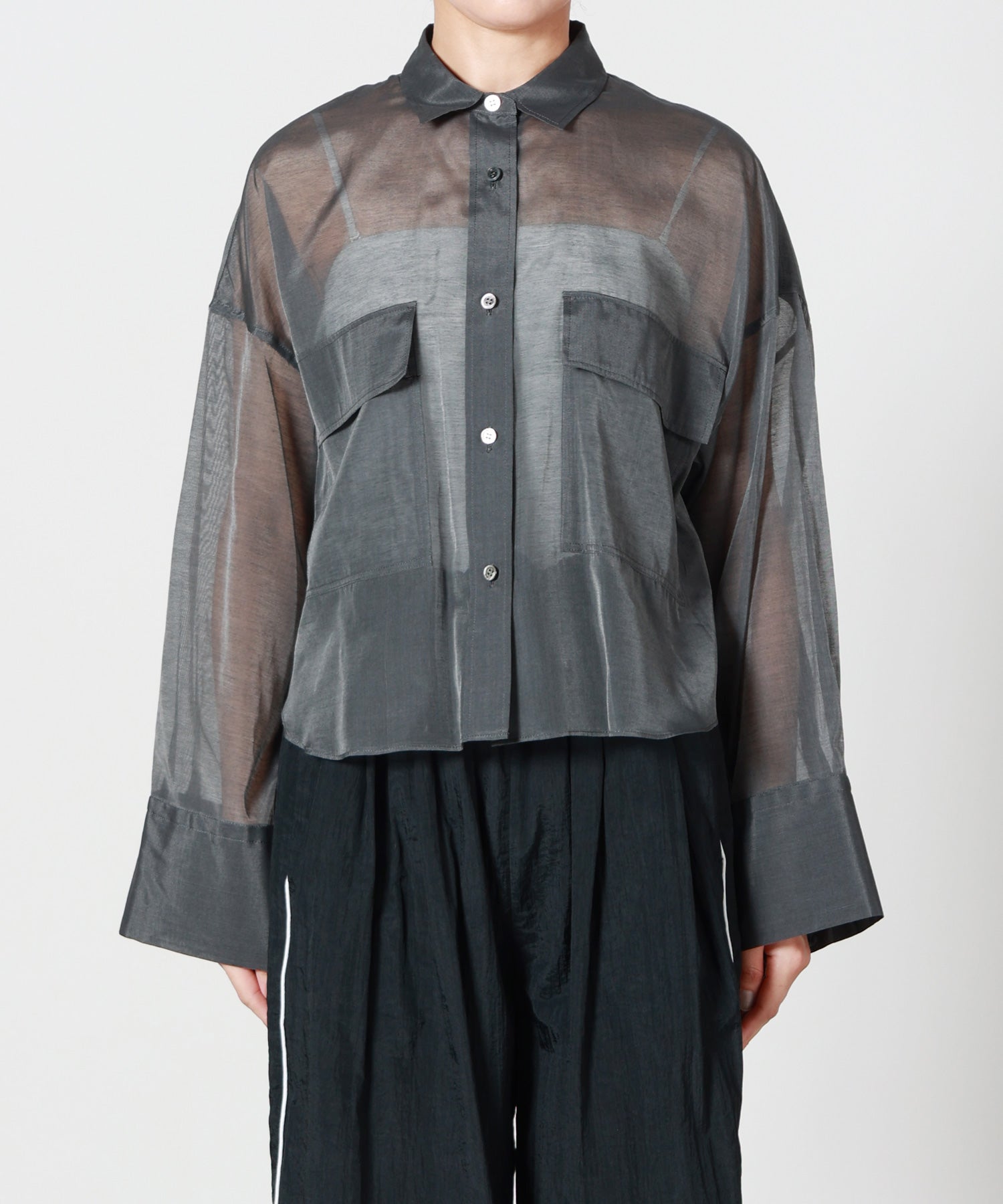SACRA(サクラ)】 PREMIUM SILK COTTON CROPPED SHIRT｜PARIGOT ONLINE