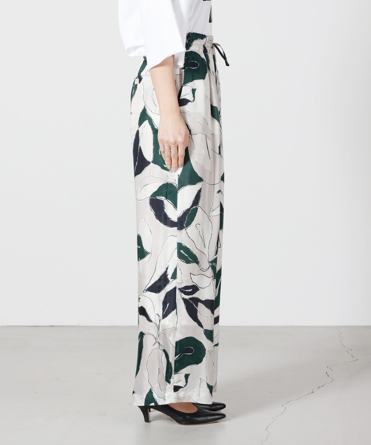 SACRA(サクラ)】 MODERN LEAVES PANTS｜PARIGOT ONLINE（パリゴ