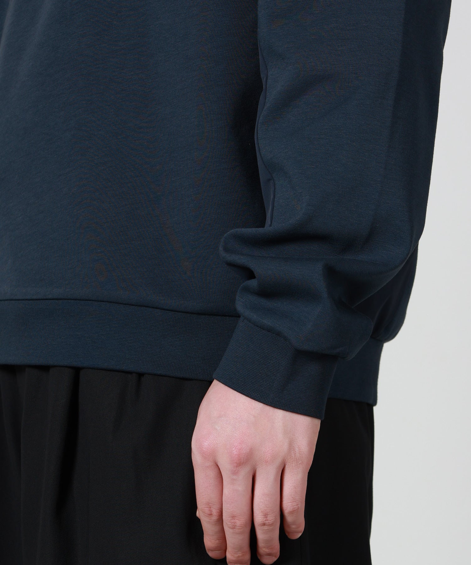HERNO(ヘルノ)】 SWEAT｜PARIGOT ONLINE（パリゴオンライン）