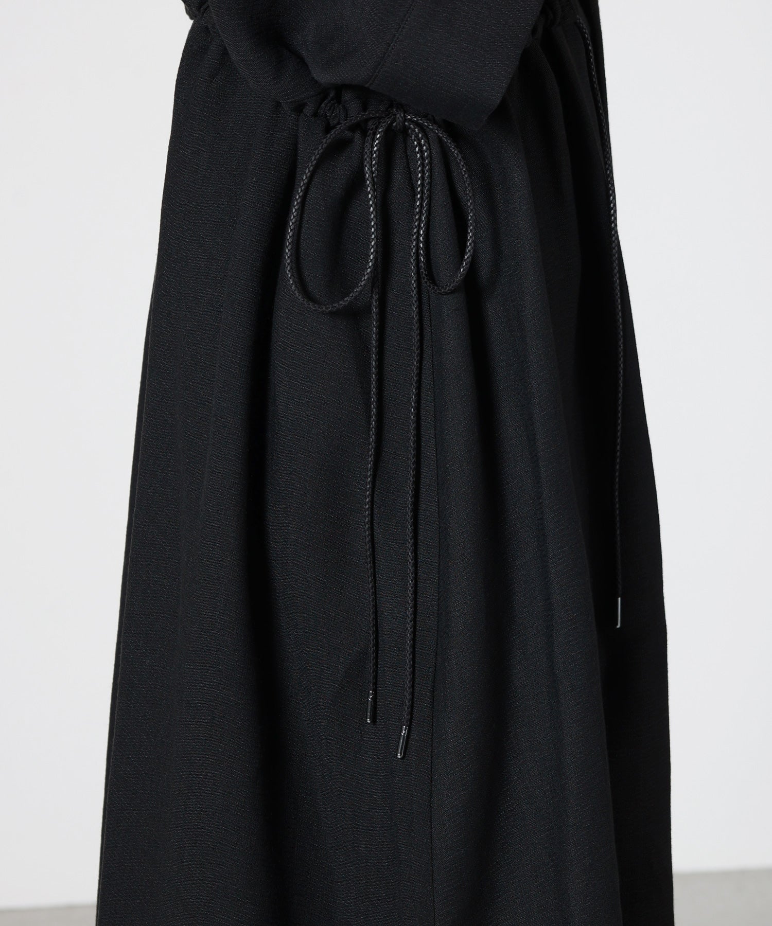 UJOH(ウジョー)】 Draw Cord Shirt Dress｜PARIGOT ONLINE（パリゴ
