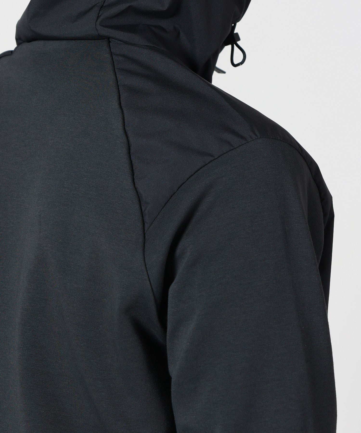 HERNO(ヘルノ)】 ZIP-UP HOODED JACKET｜PARIGOT ONLINE（パリゴ