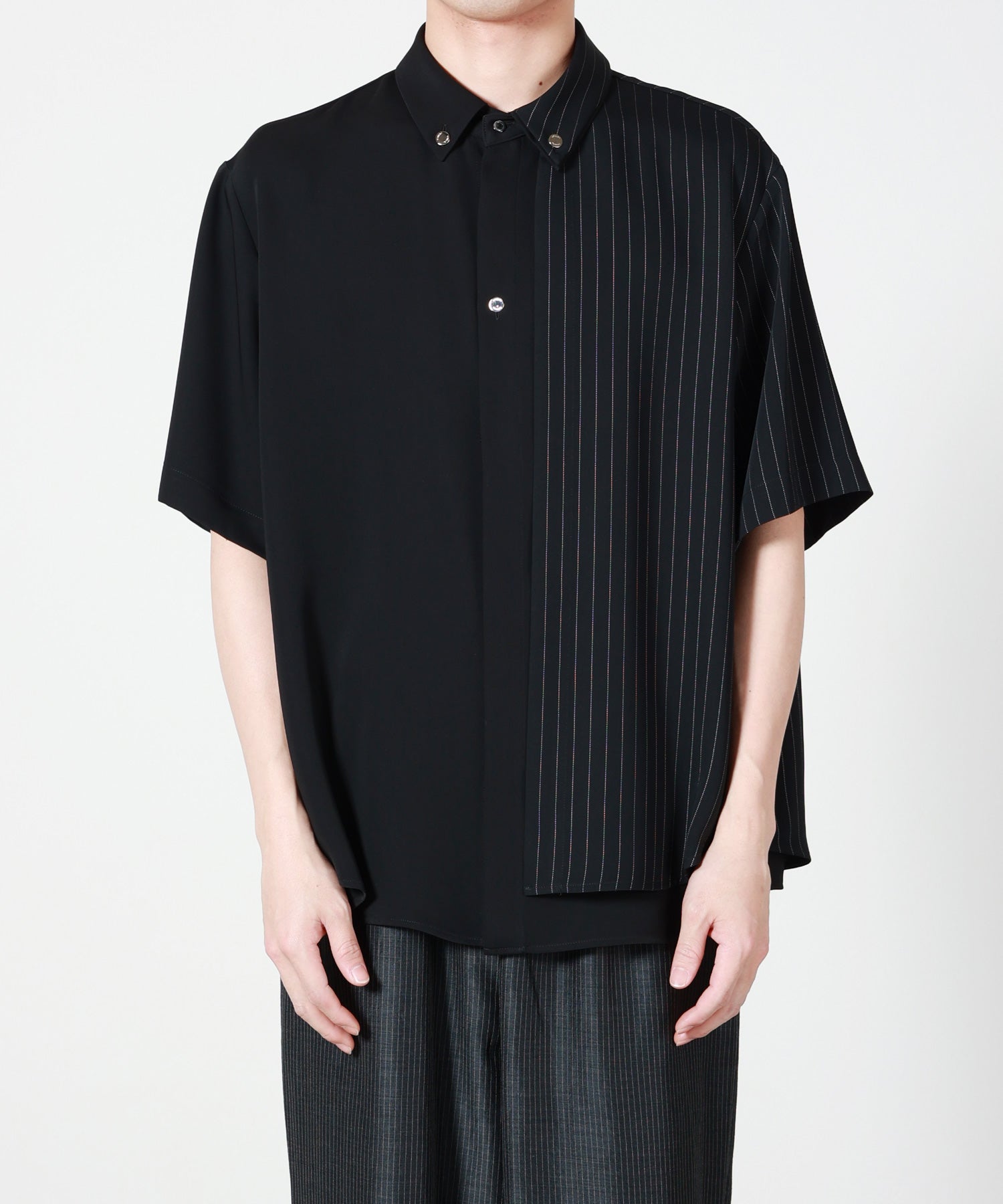 CULLNI(クルニ)】 Double Cloth Layered Bi-Color Short Sleeve Shirt