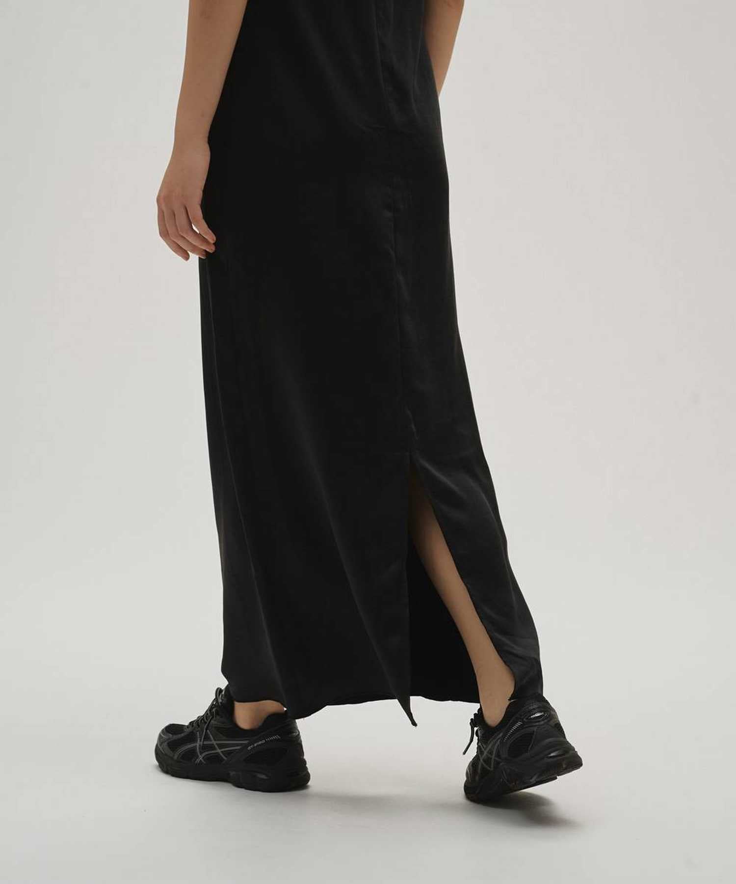 TODAYFUL(トゥデイフル)】 Squareneck Satin Dress｜PARIGOT ONLINE