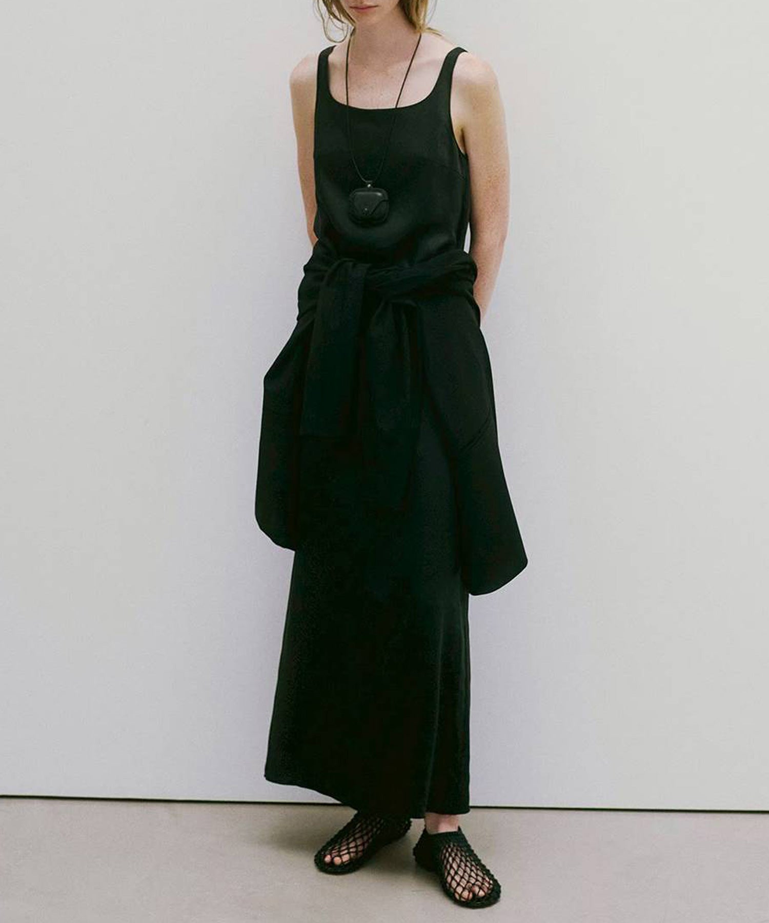 TODAYFUL(トゥデイフル)】 Squareneck Satin Dress｜PARIGOT ONLINE