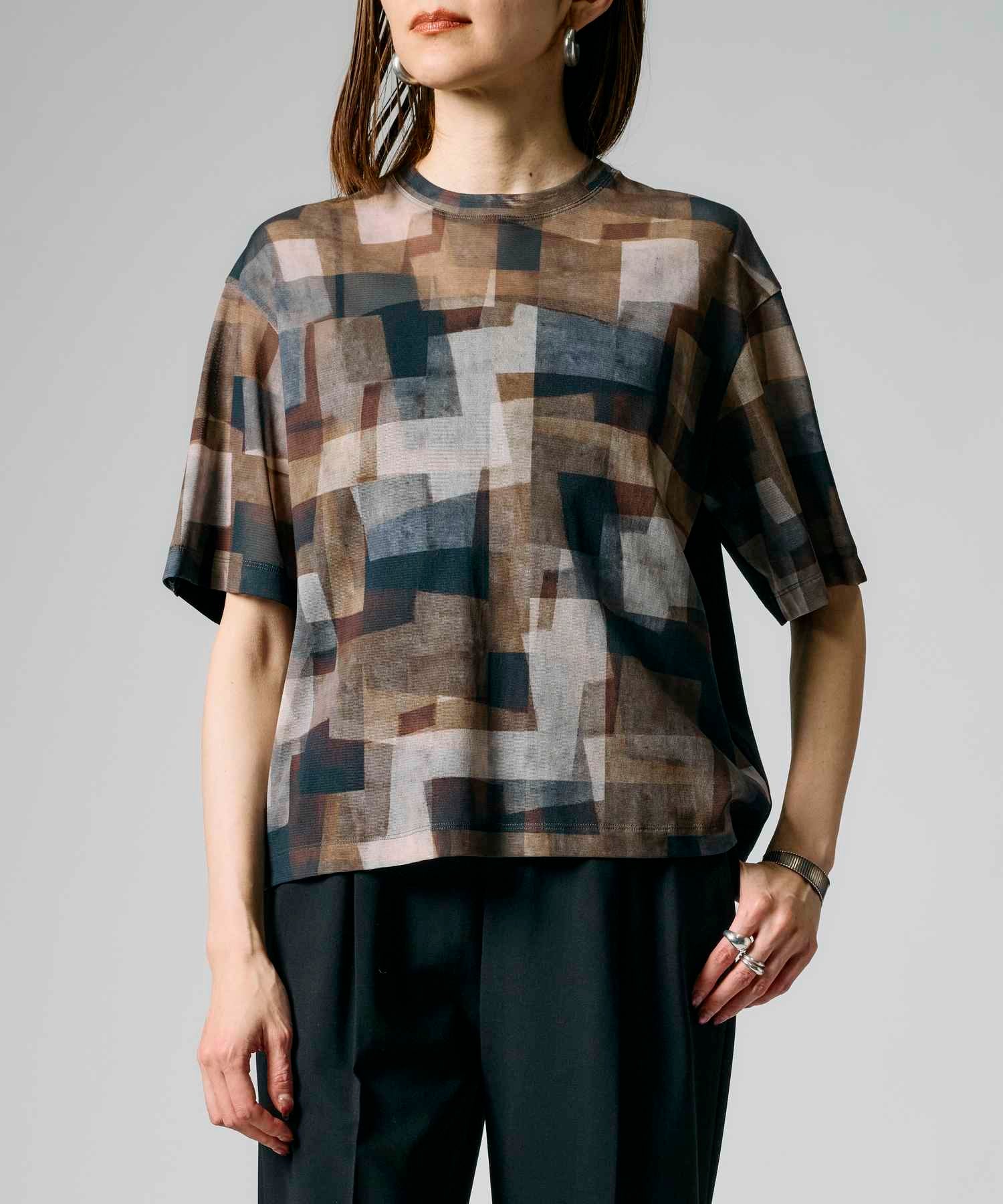 ﾌﾞﾗｳﾝﾌﾞﾛｯｸ