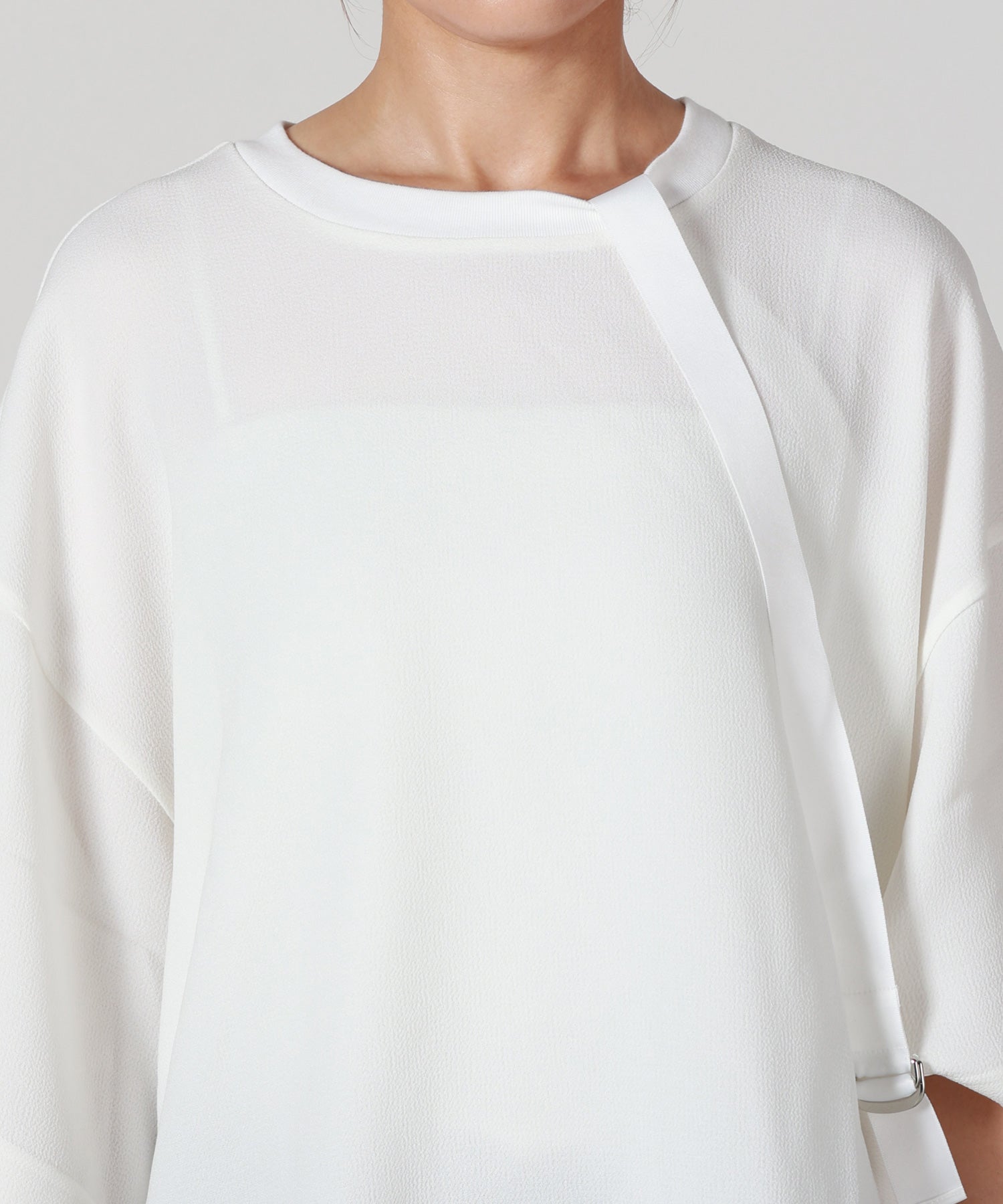 UJOH(ウジョー)】 Tape Belt Half Sleeve T｜PARIGOT ONLINE（パリゴ