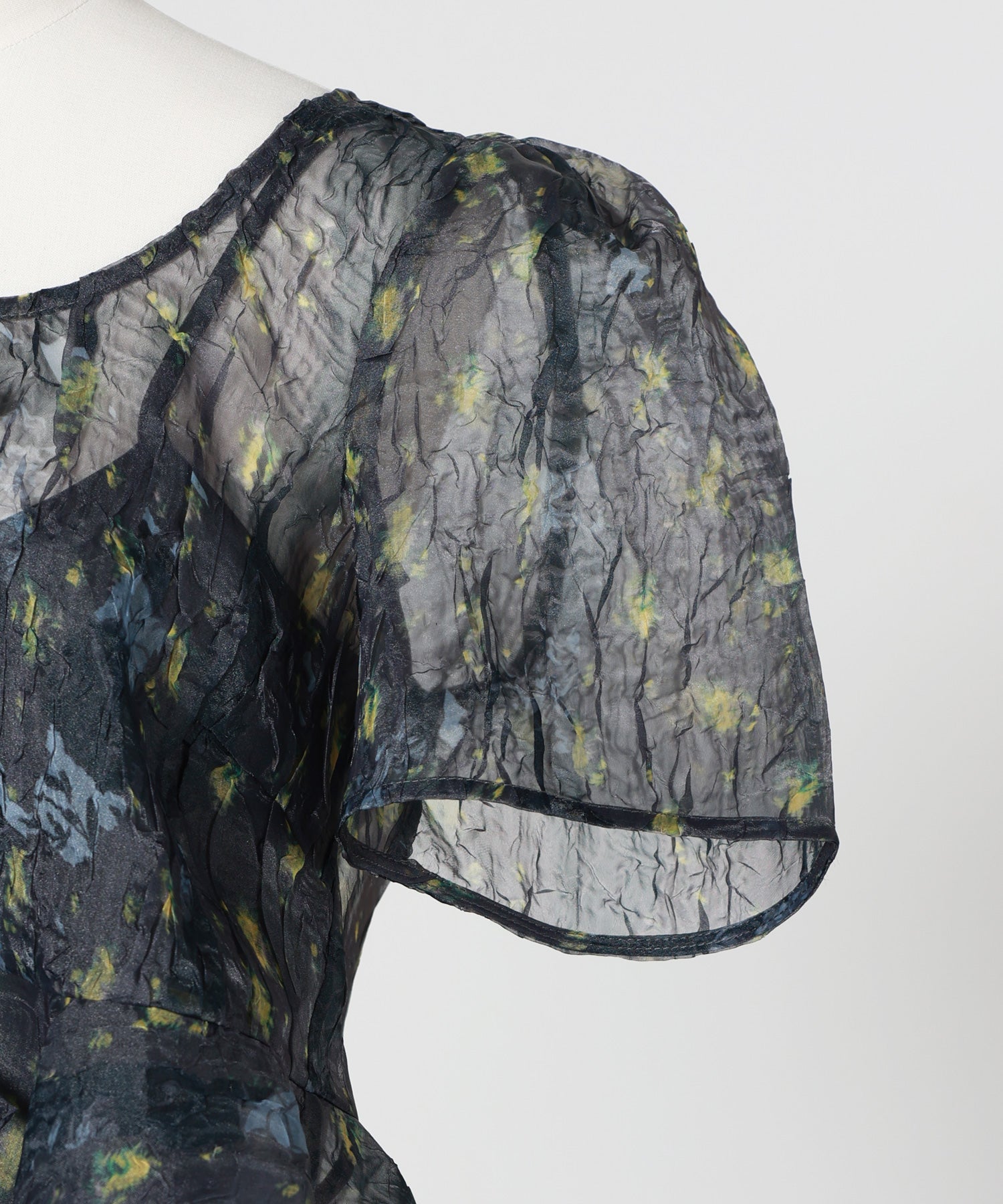 GANNI(ガニー)】 Printed Shibori Organza Sun Cut Peplum Blouse