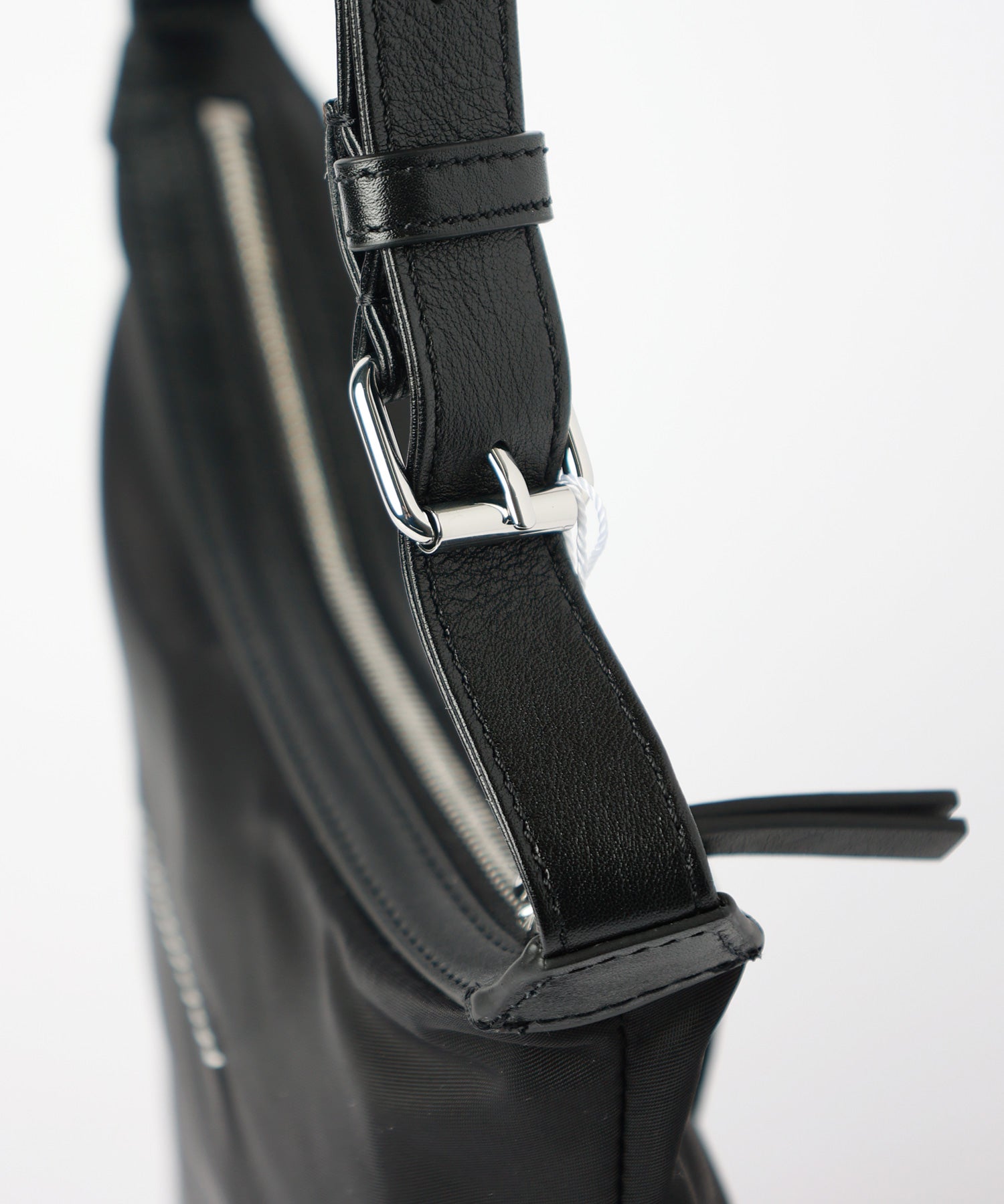 MM6 Maison Margiela(エムエムシックス メゾン マルジェラ)】 ナイロン