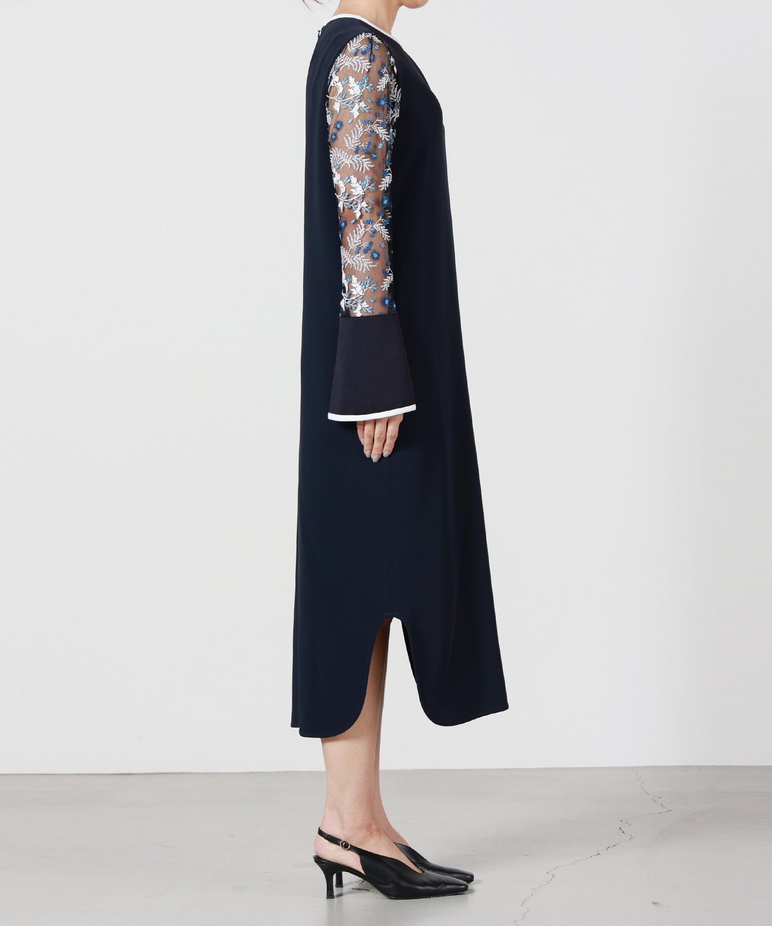 Mame Kurogouchi(マメ クロゴウチ)】 Tulle Lace Sleeve Classic Dress
