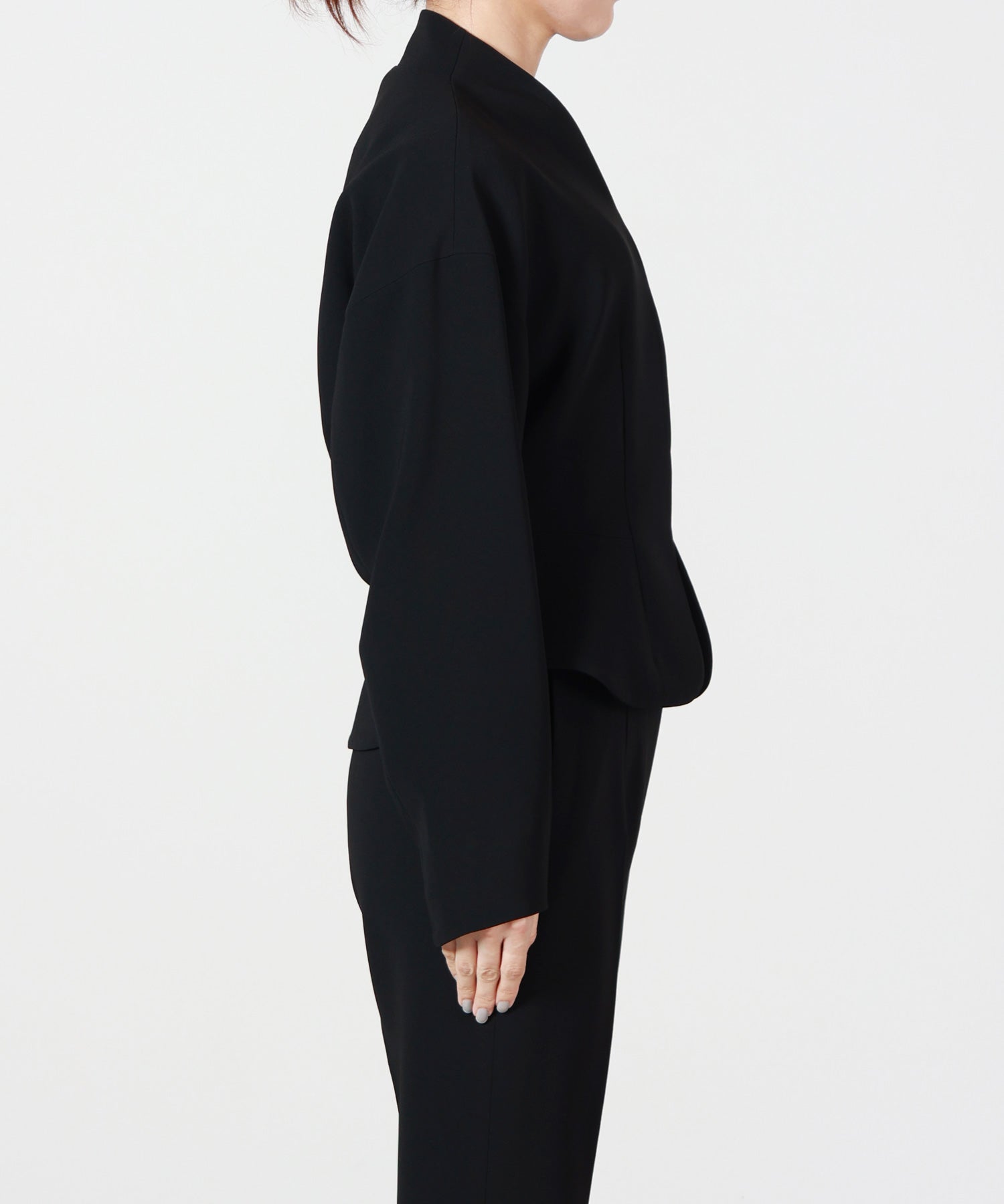 Mame Kurogouchi(マメ クロゴウチ)】 Triacetate Polyester Collarless