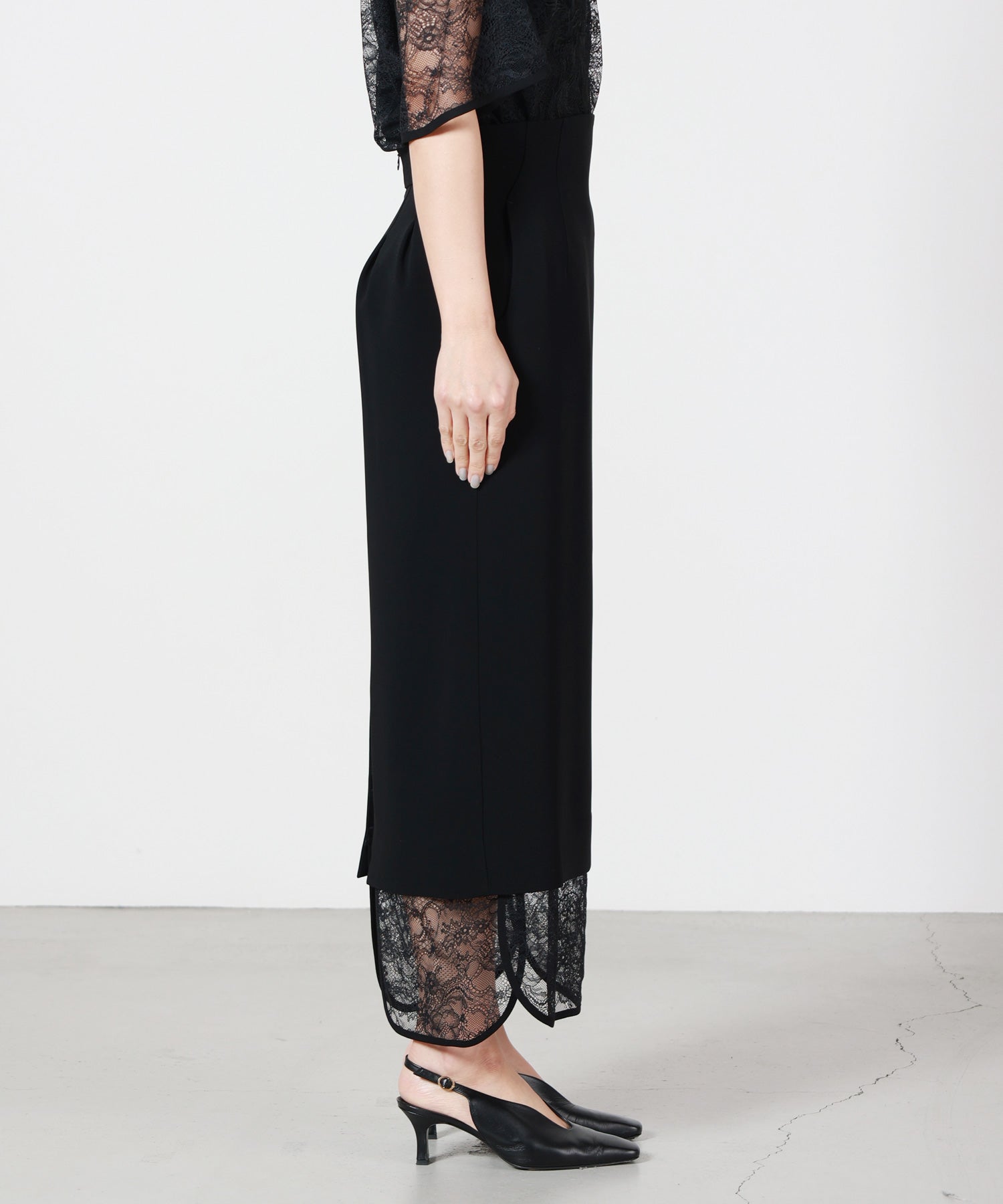 Mame Kurogouchi(マメ クロゴウチ)】 Raschel Lace Layered Skirt