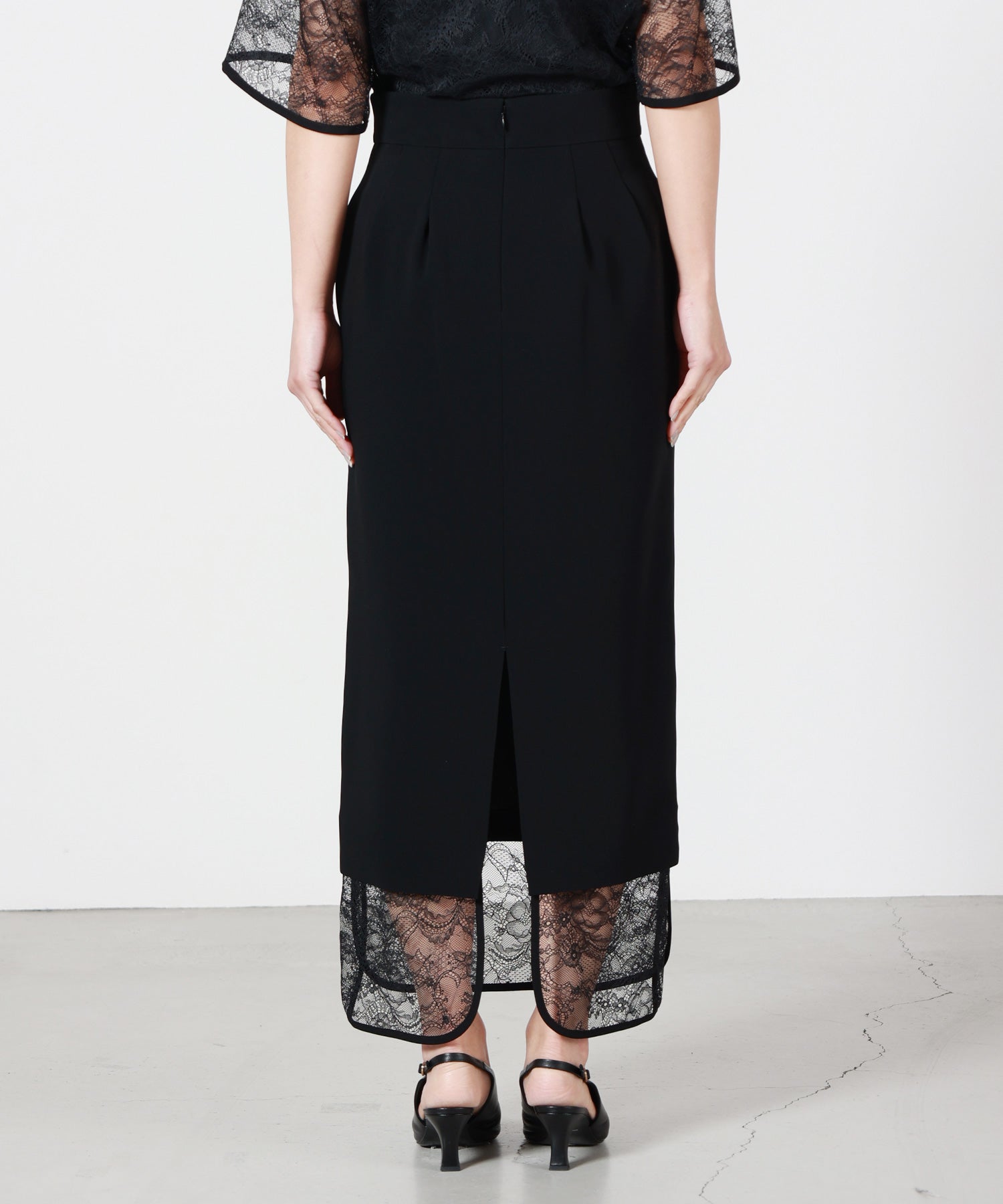 mame kurogouchi レーススカート Mame Kurogouchi(マメ クロゴウチ)】 Raschel Lace Layered Skirt