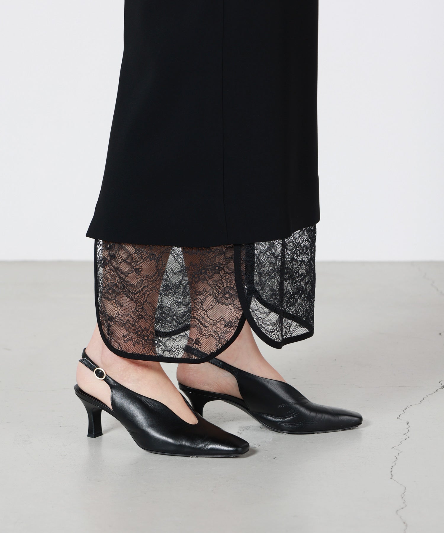 Mame Kurogouchi(マメ クロゴウチ)】 Raschel Lace Layered Skirt