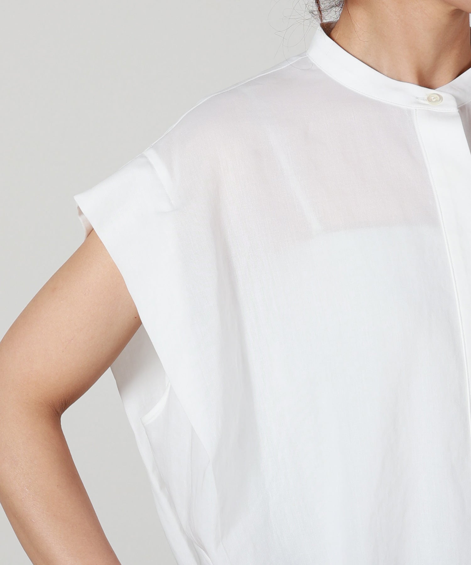 SACRA(サクラ)】 SHRINK GABARDINE SHIRT｜PARIGOT ONLINE（パリゴ