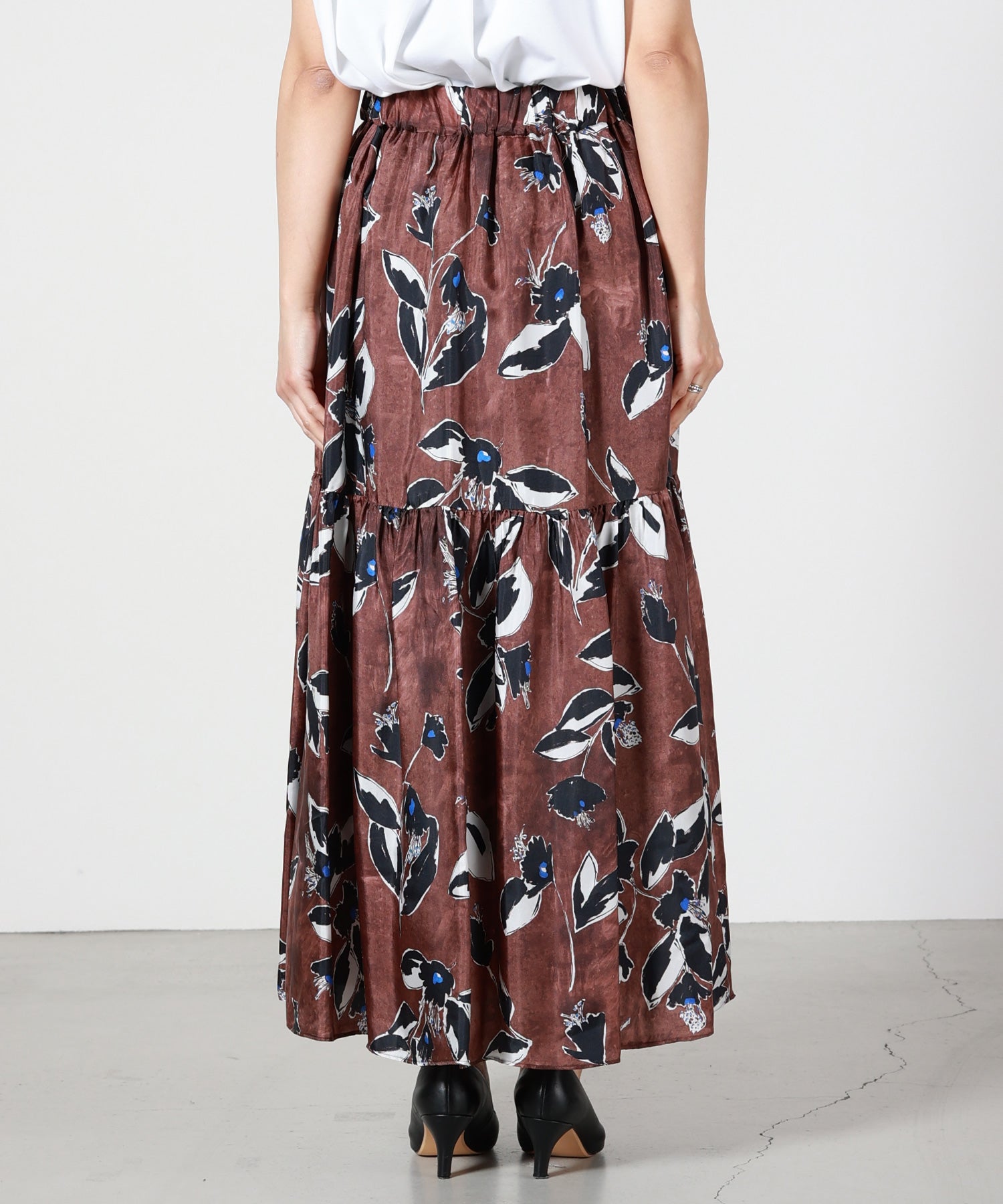SACRA(サクラ)】 PAINTING FLORA LONG SKIRT｜PARIGOT ONLINE（パリゴ