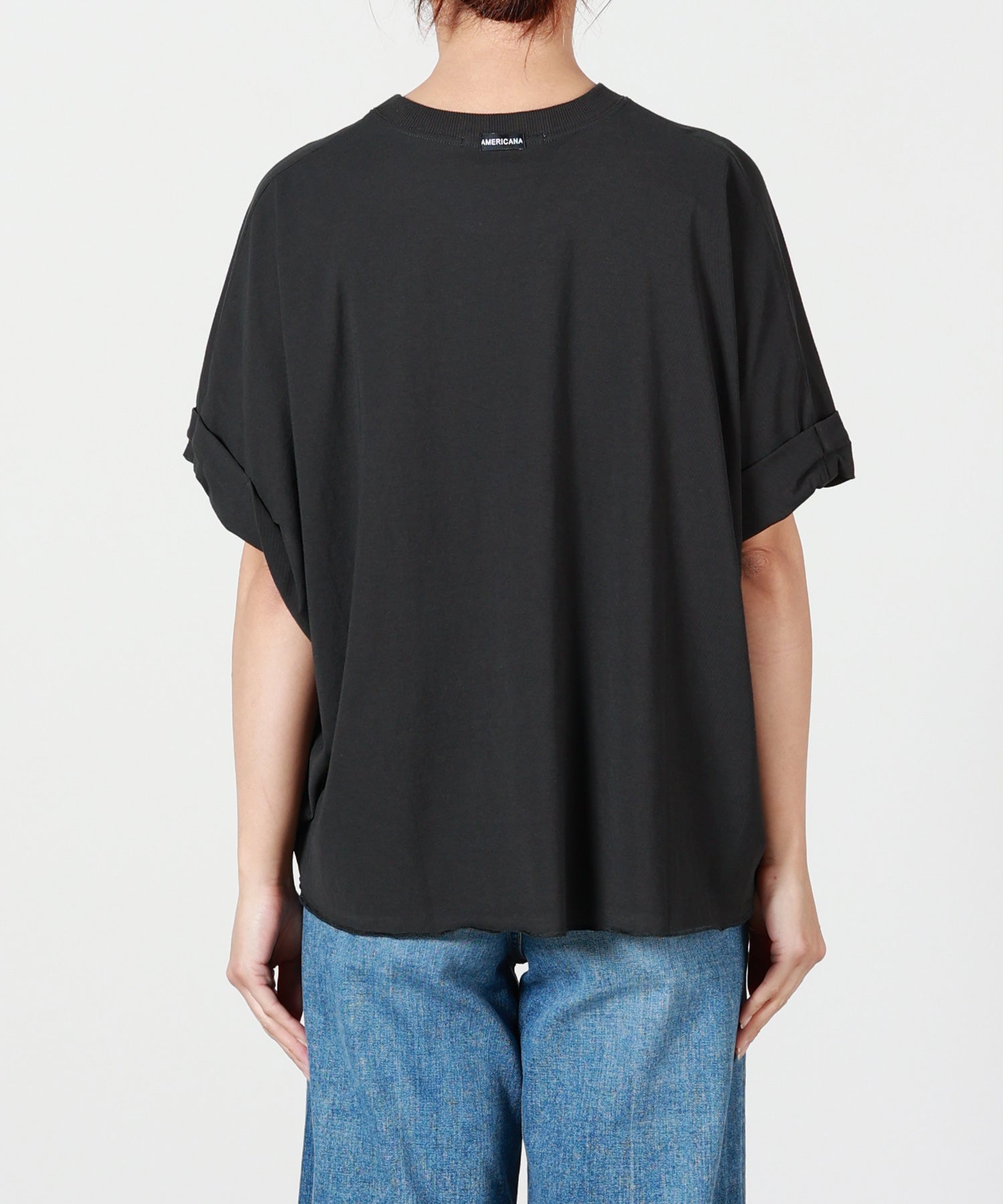 AMERICANA(アメリカーナ)】 クロップドワイドロールアップロゴTシャツ