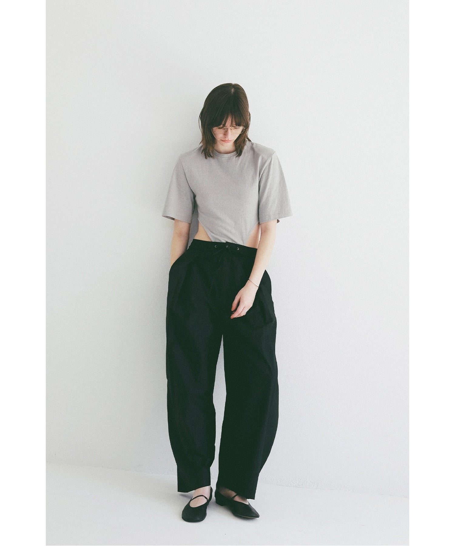 CLANE(クラネ)】 CRINKLED SHEER NYLON PANTS｜PARIGOT ONLINE（パリゴ